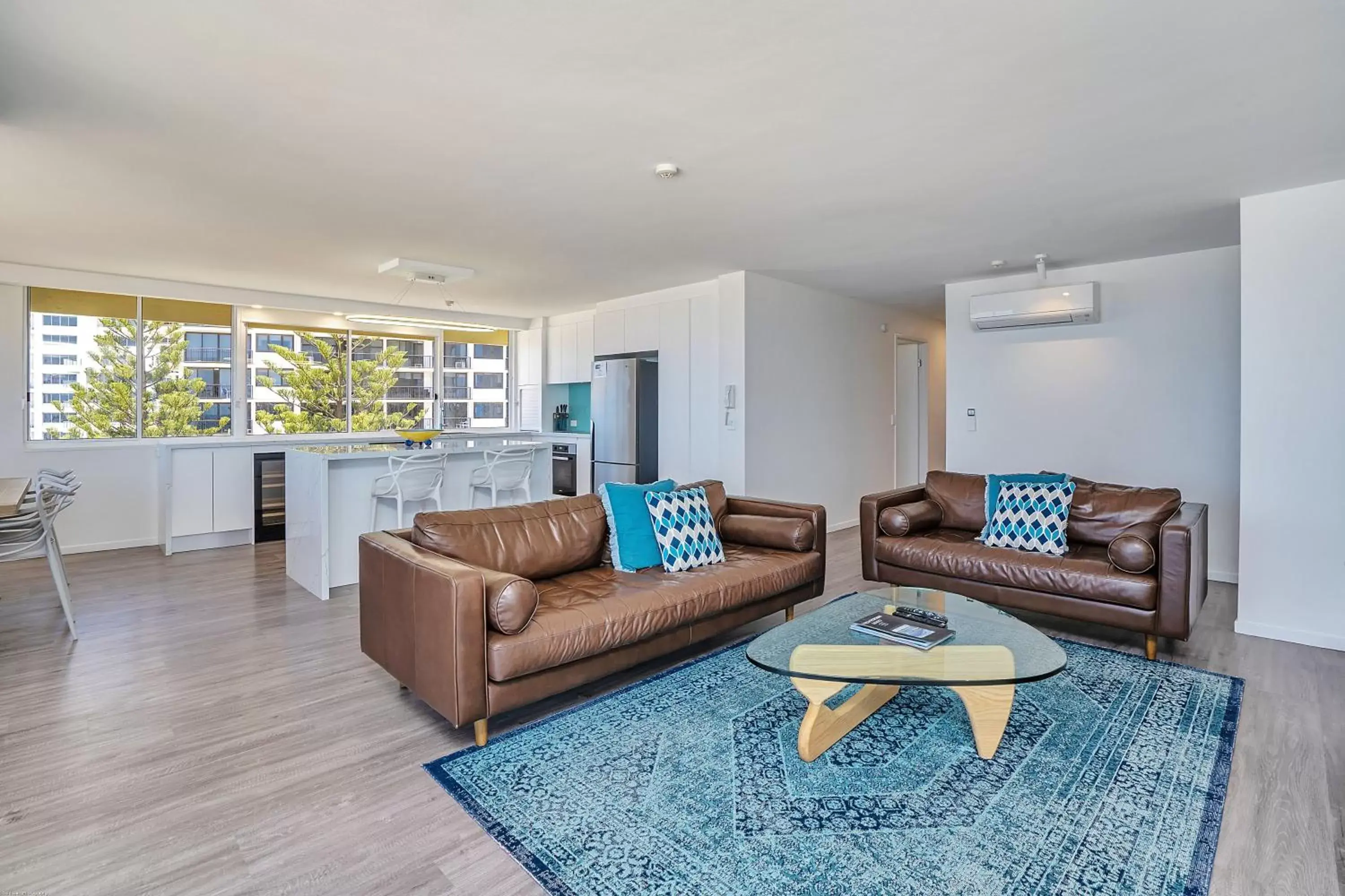 Living room, Seating Area in Dorchester On The Beach