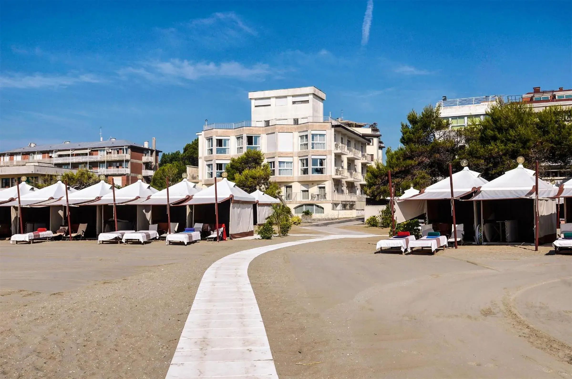 Property building in Hotel Petit Palais