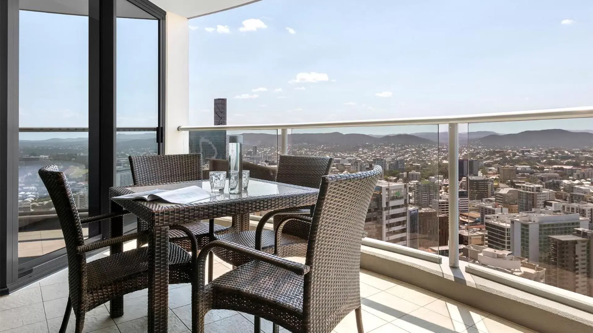 Balcony/Terrace in Oaks Brisbane Aurora Suites