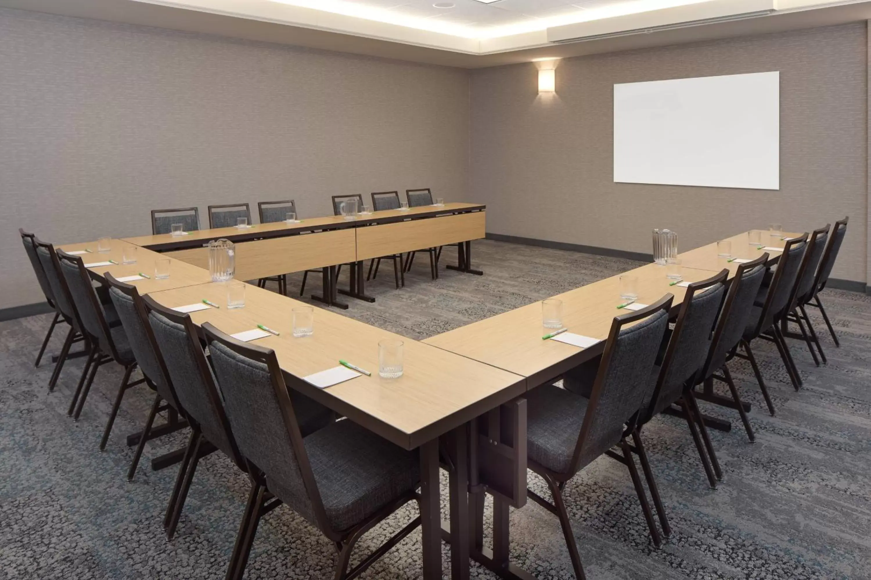 Meeting/conference room in Courtyard Fort Worth I-30 West Near NAS JRB
