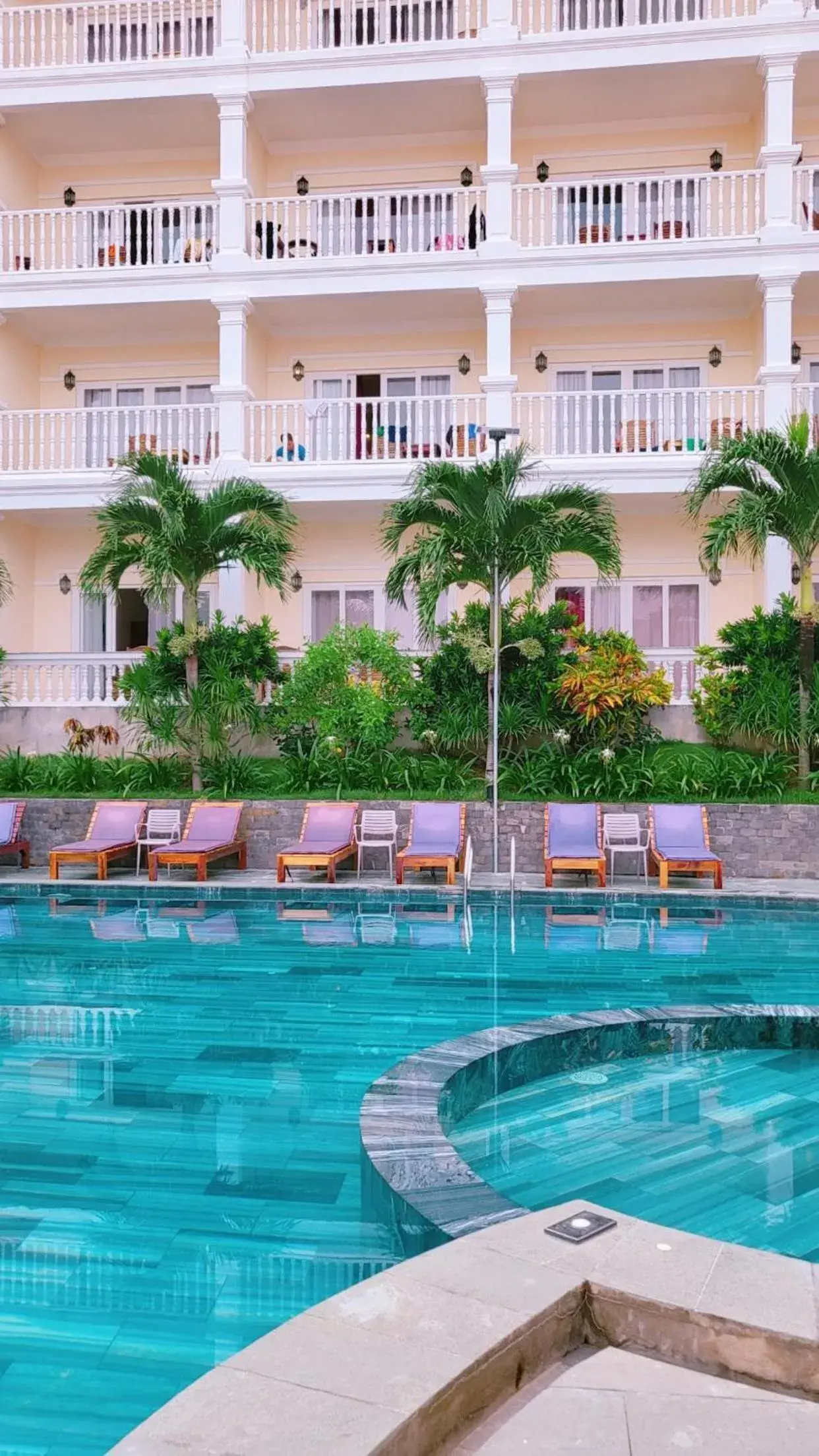 Property building in Phuong Binh House Property building in Phuong Binh House