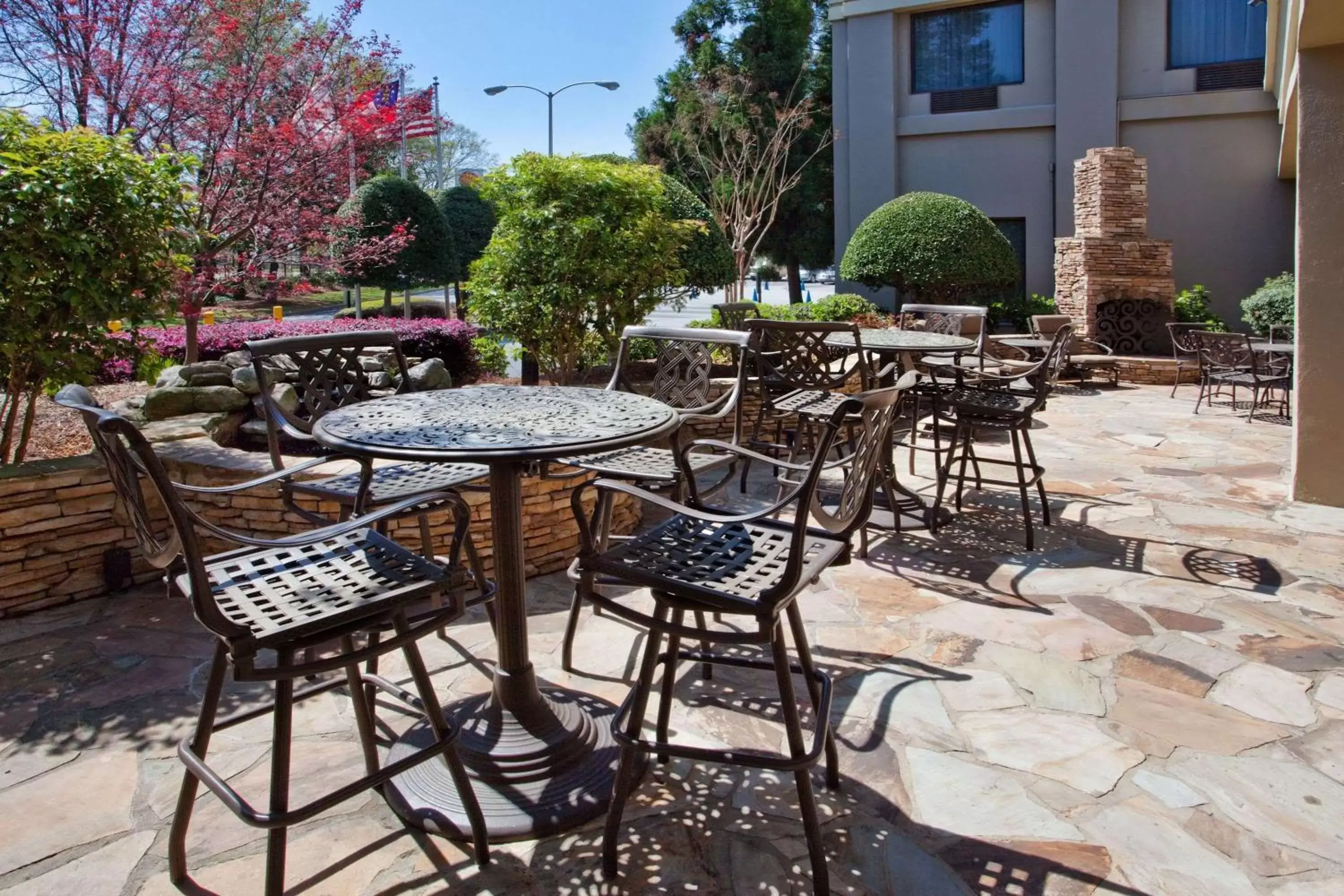 Property building, Patio/Outdoor Area in Sonesta Atlanta Airport North