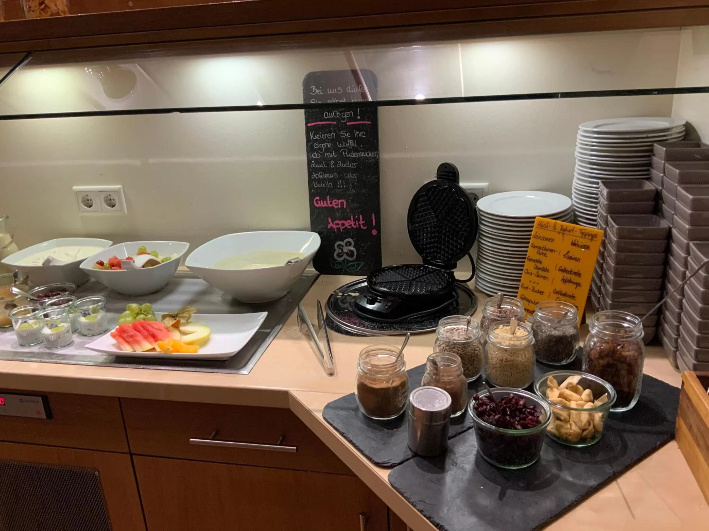 Restaurant/places to eat in Altstadthotel Arte