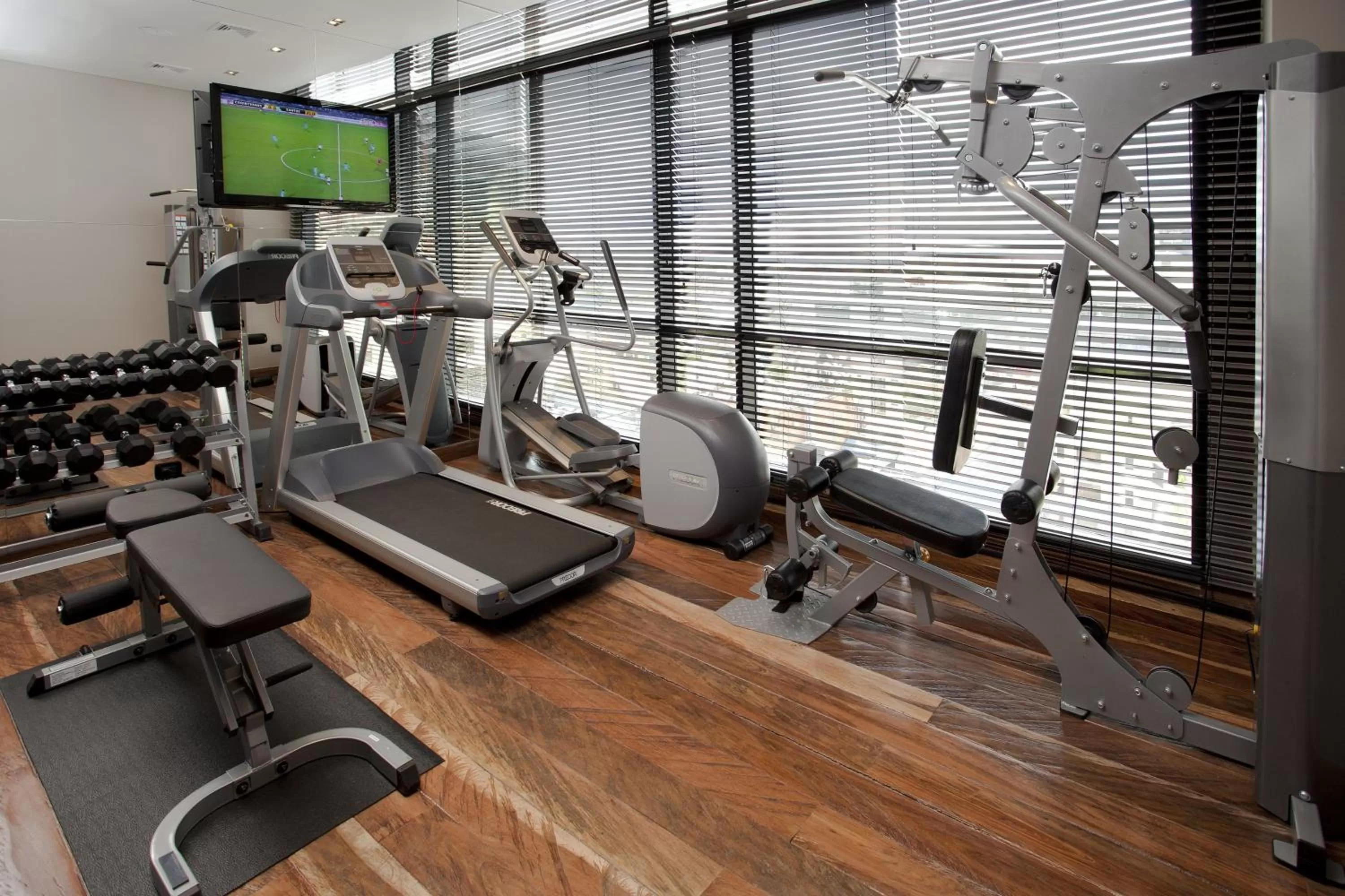 Fitness centre/facilities in Hotel Estelar Parque de la 93