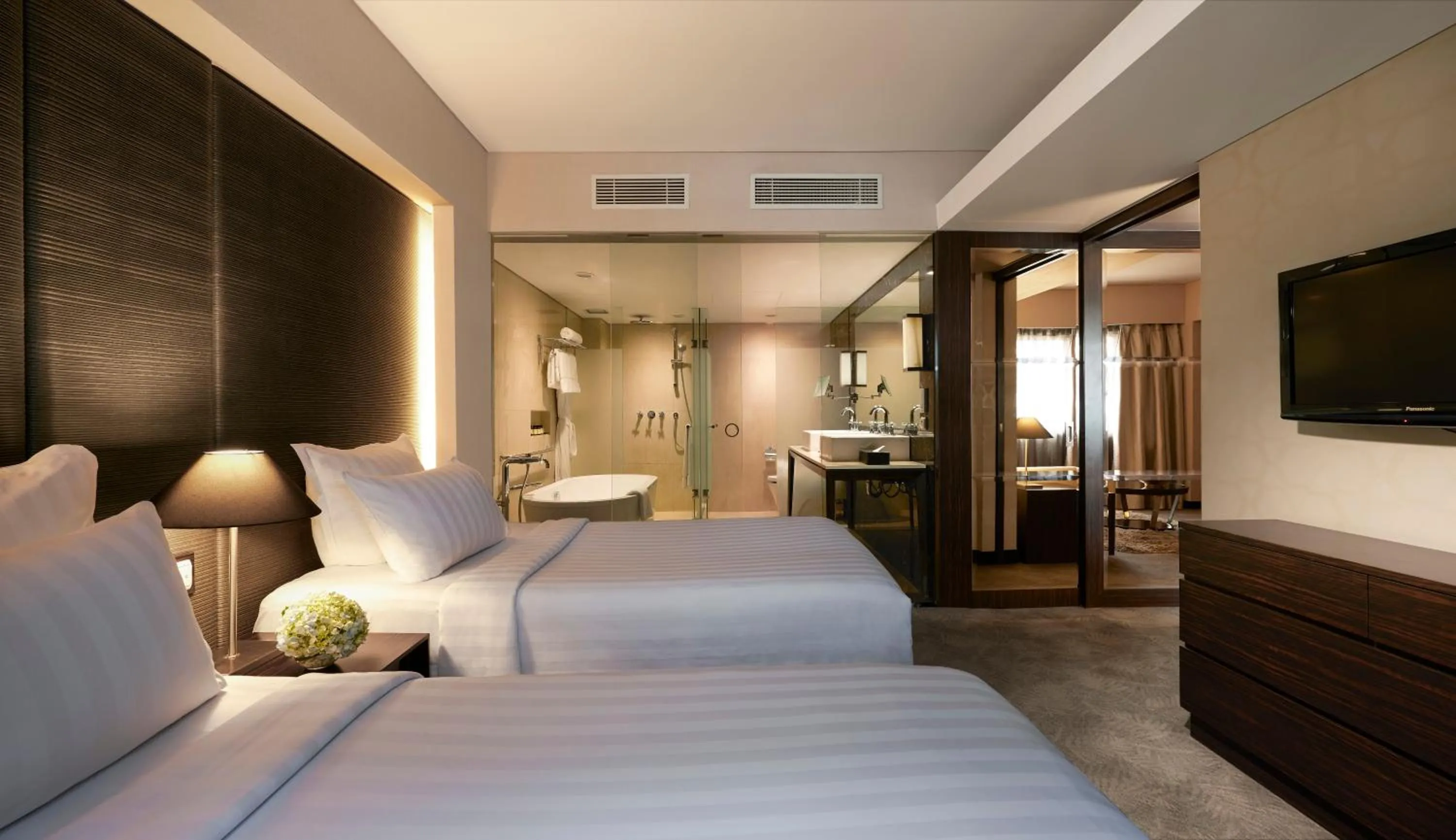 Bedroom, Bed in Pullman Jakarta Indonesia