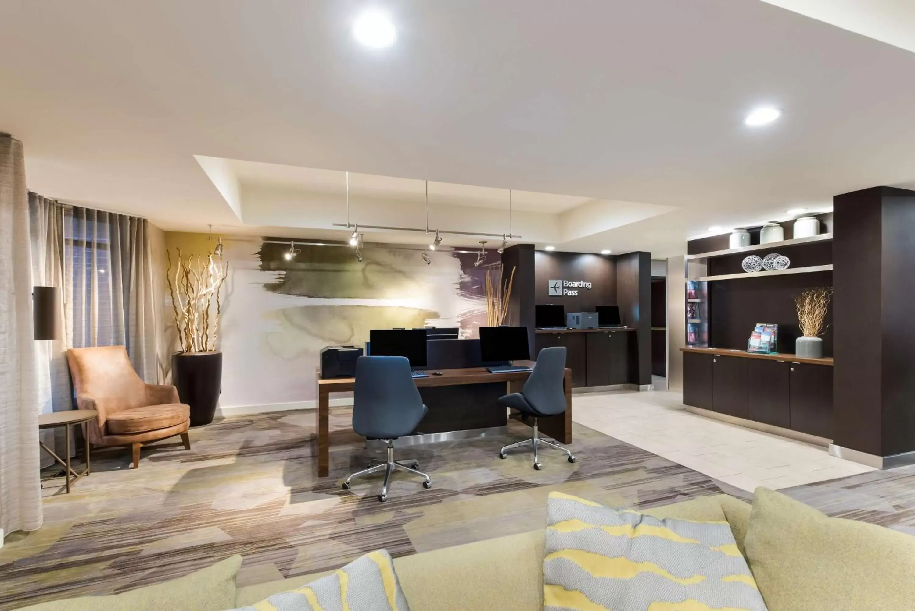 Business facilities, Lobby/Reception in Sonesta Select Tempe Downtown