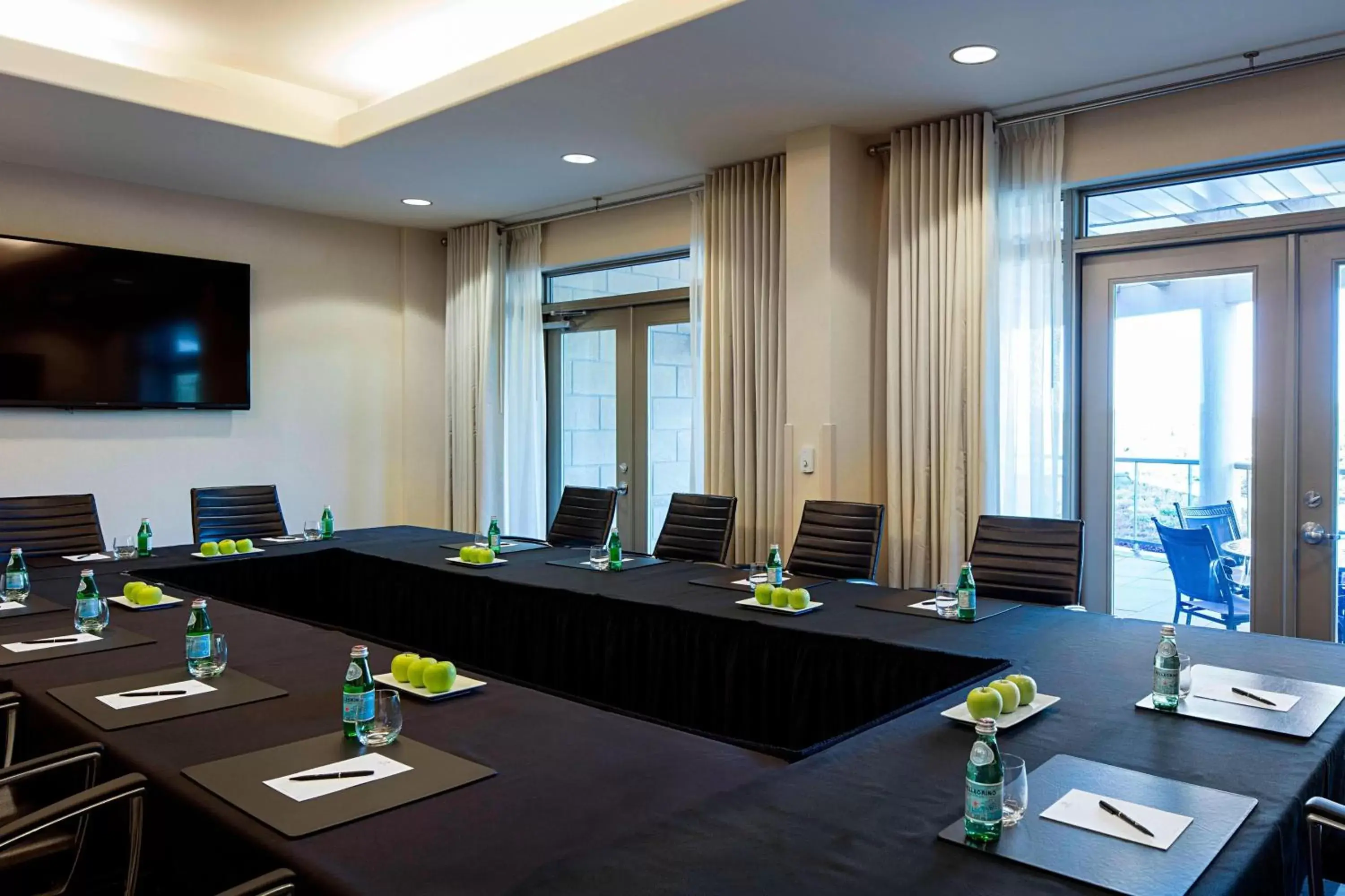 Meeting/conference room in Delta Hotels by Marriott Guelph Conference Centre