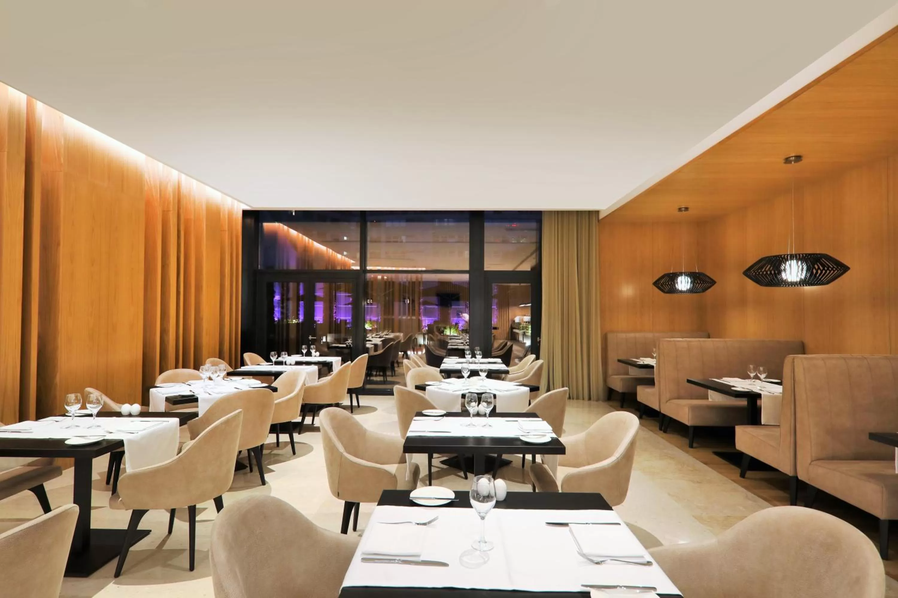 Restaurant/places to eat in Iberostar Selection Lisboa