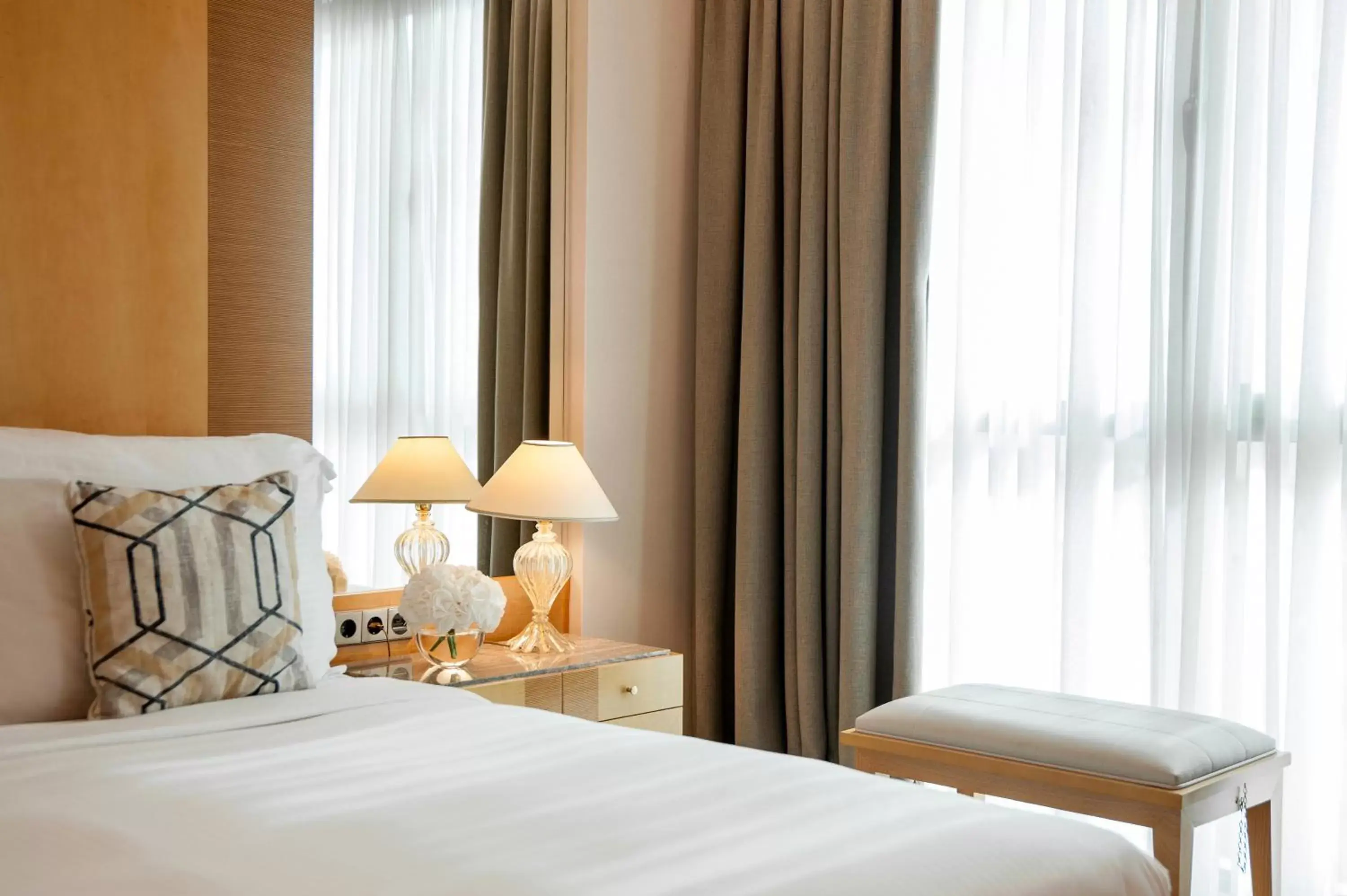 Day, Bed in Melia Athens