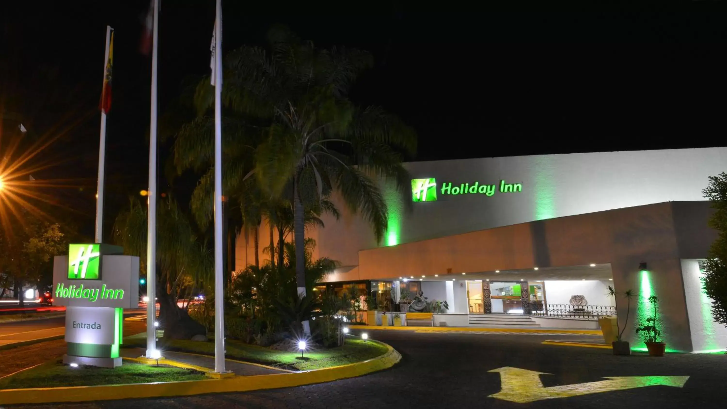 Property Building in Holiday Inn Morelia, an IHG Hotel