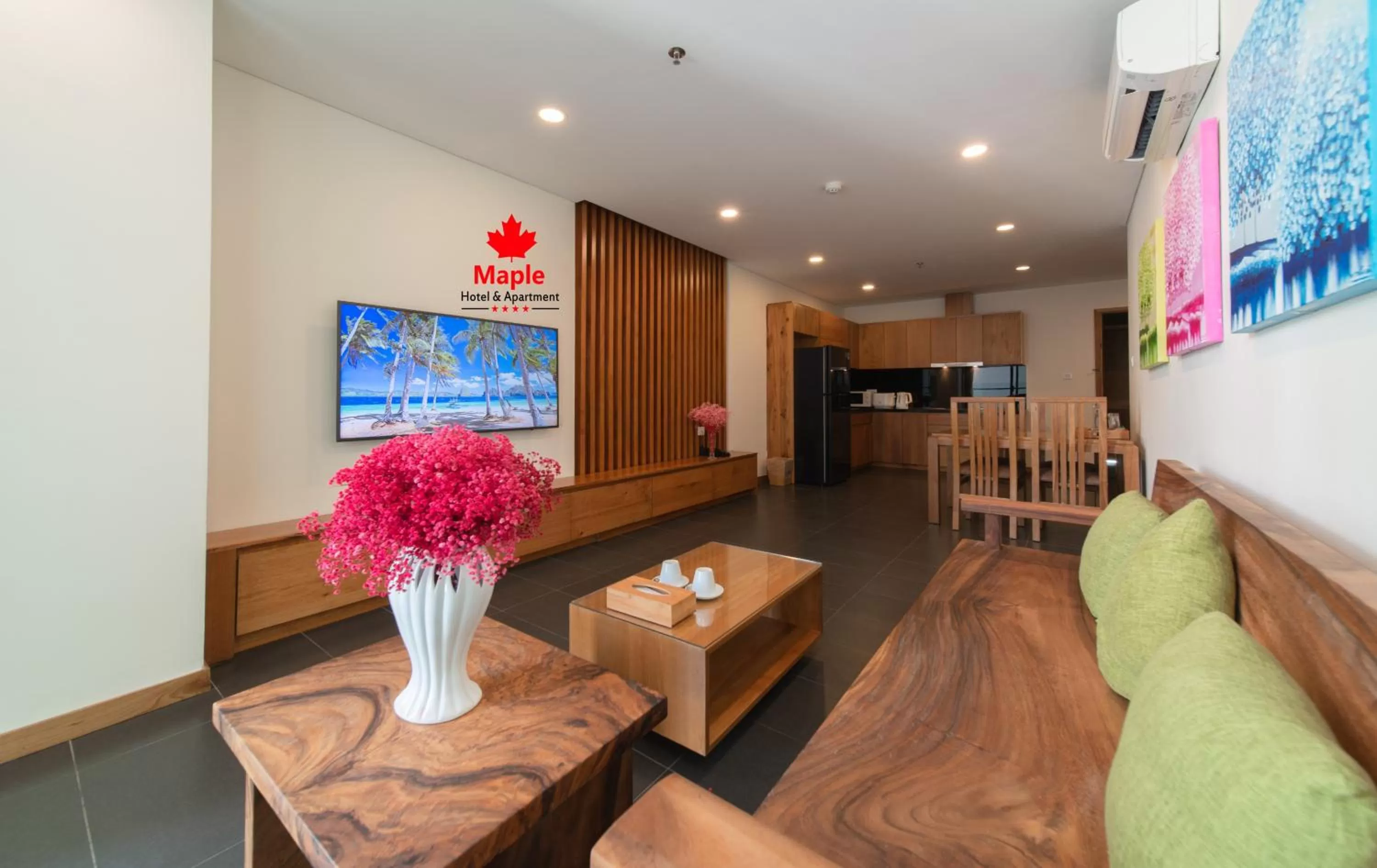 Living room in Maple Hotel & Apartment
