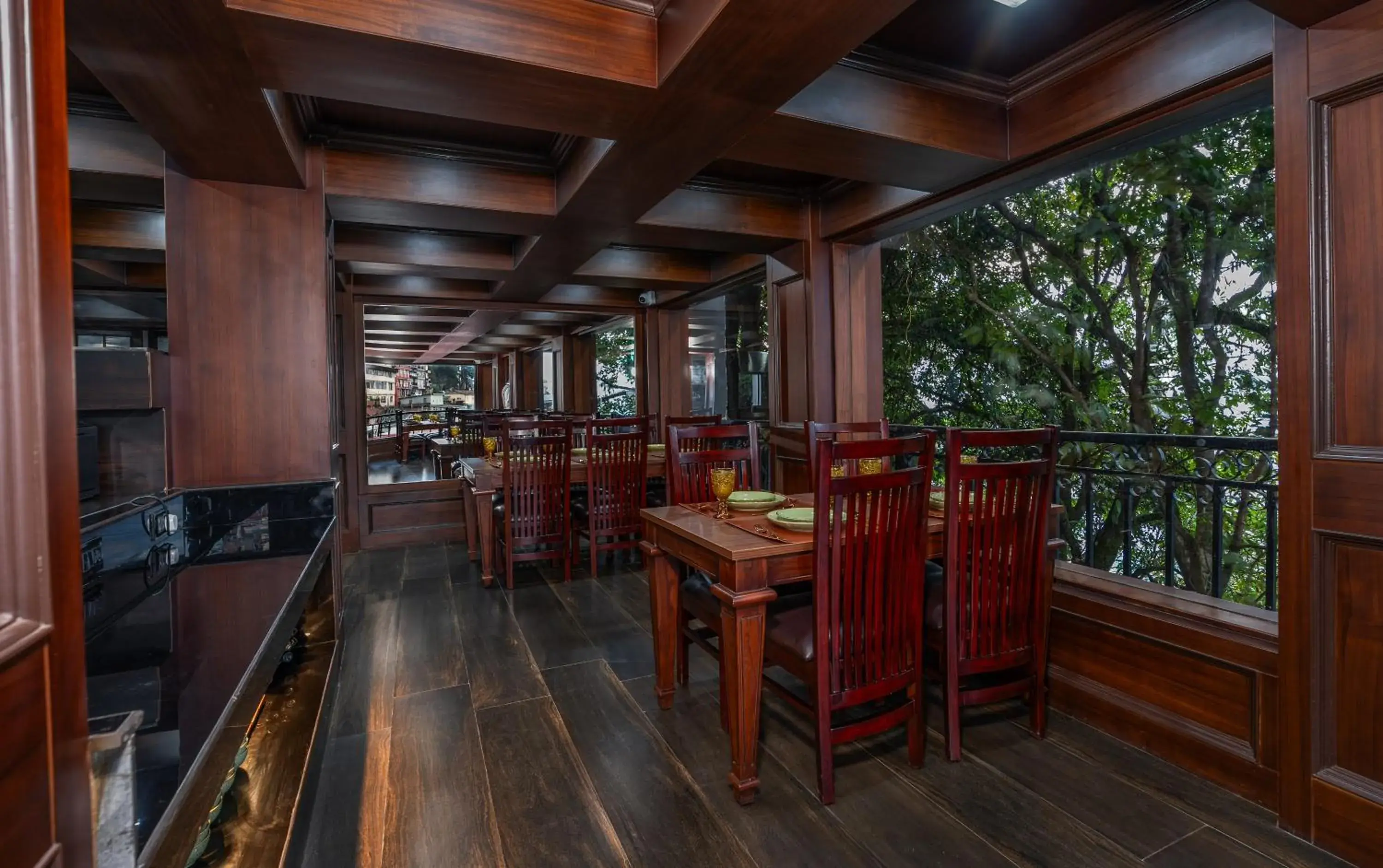 Restaurant/places to eat in The West Gate Posada By Summit Restaurant/places to eat in The West Gate Posada By Summit