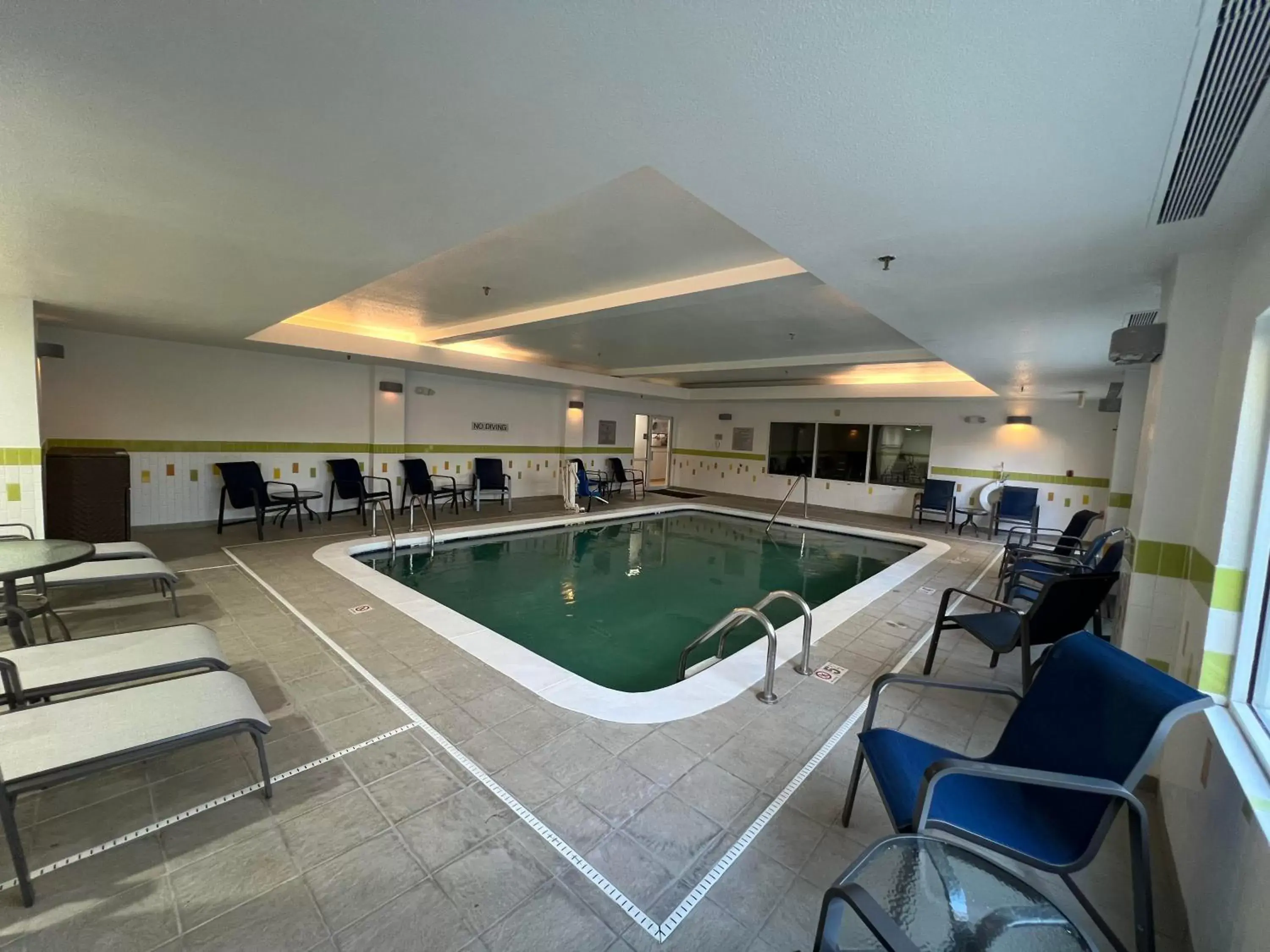 Swimming Pool in Best Western LSU/Medical Corridor Inn & Suites