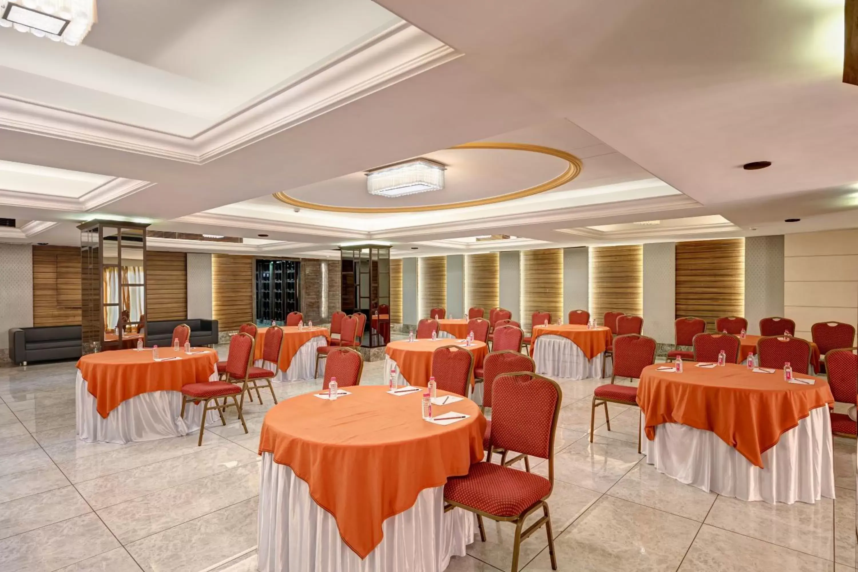 Banquet/Function facilities, Restaurant/Places to Eat in The Cama - A Sabarmati Riverfront Hotel