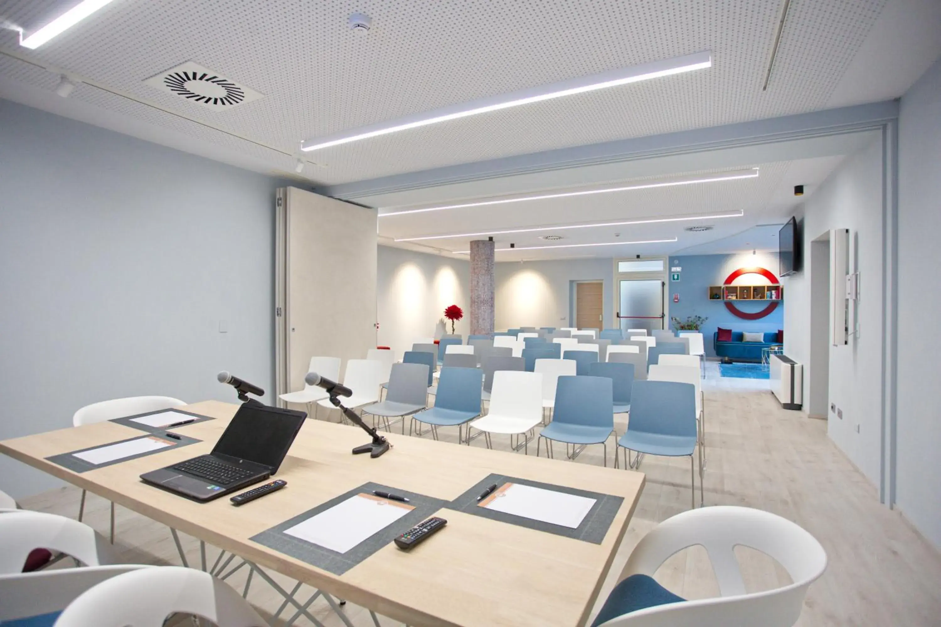 Business facilities in Hotel Asolo