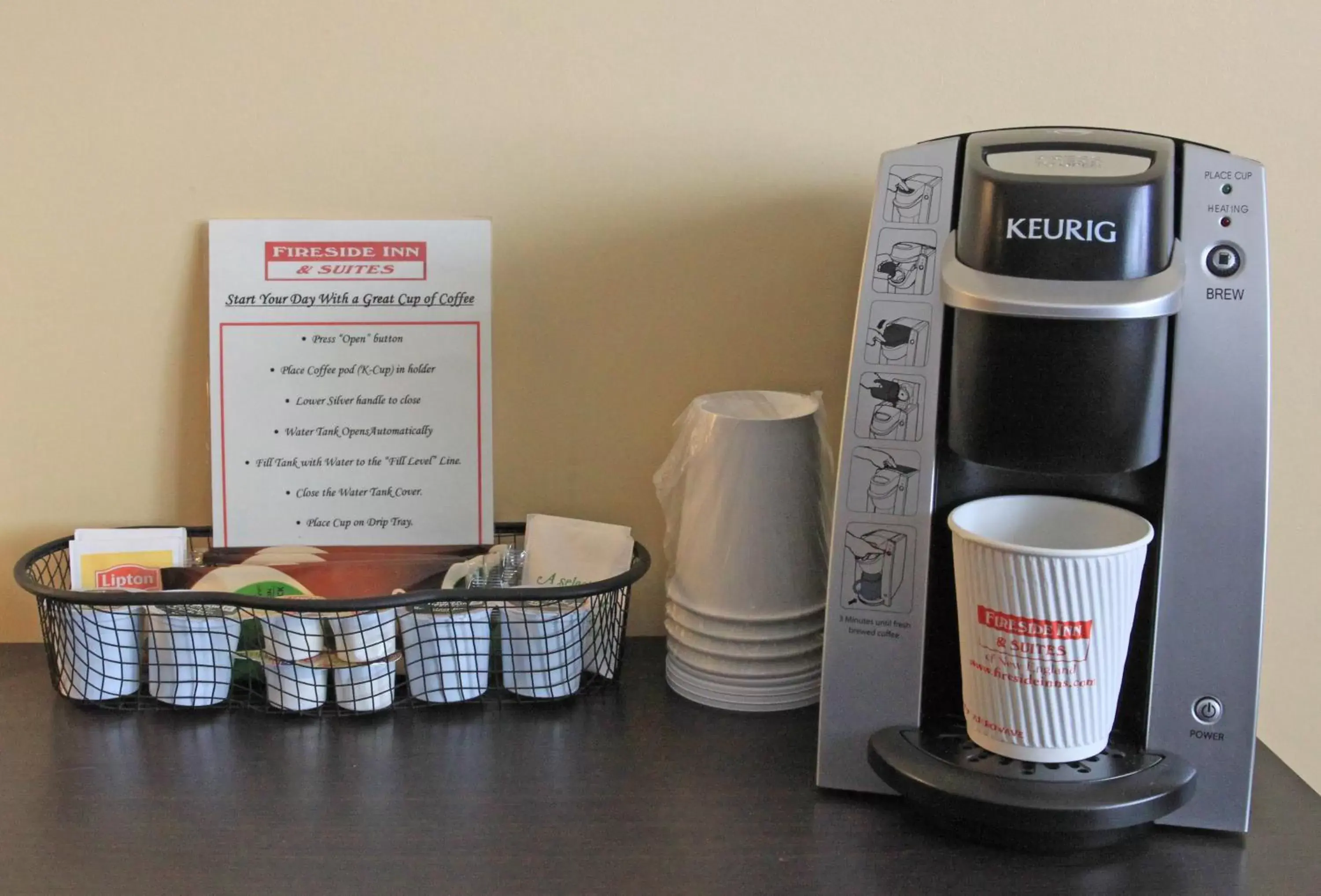 Coffee/tea facilities in Fireside Inn & Suites Waterville
