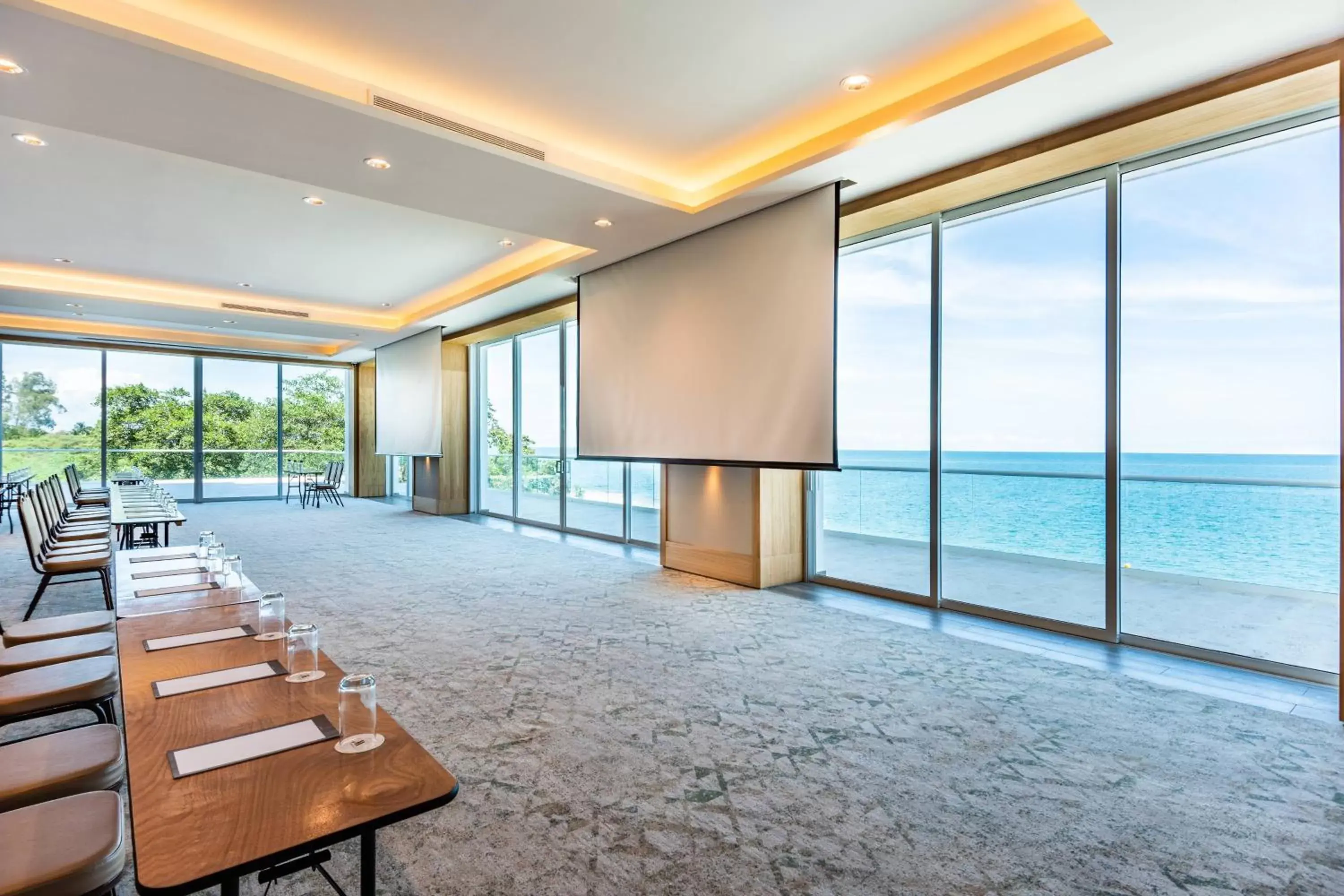 Meeting/conference room in Santa Marta Marriott Resort Playa Dormida