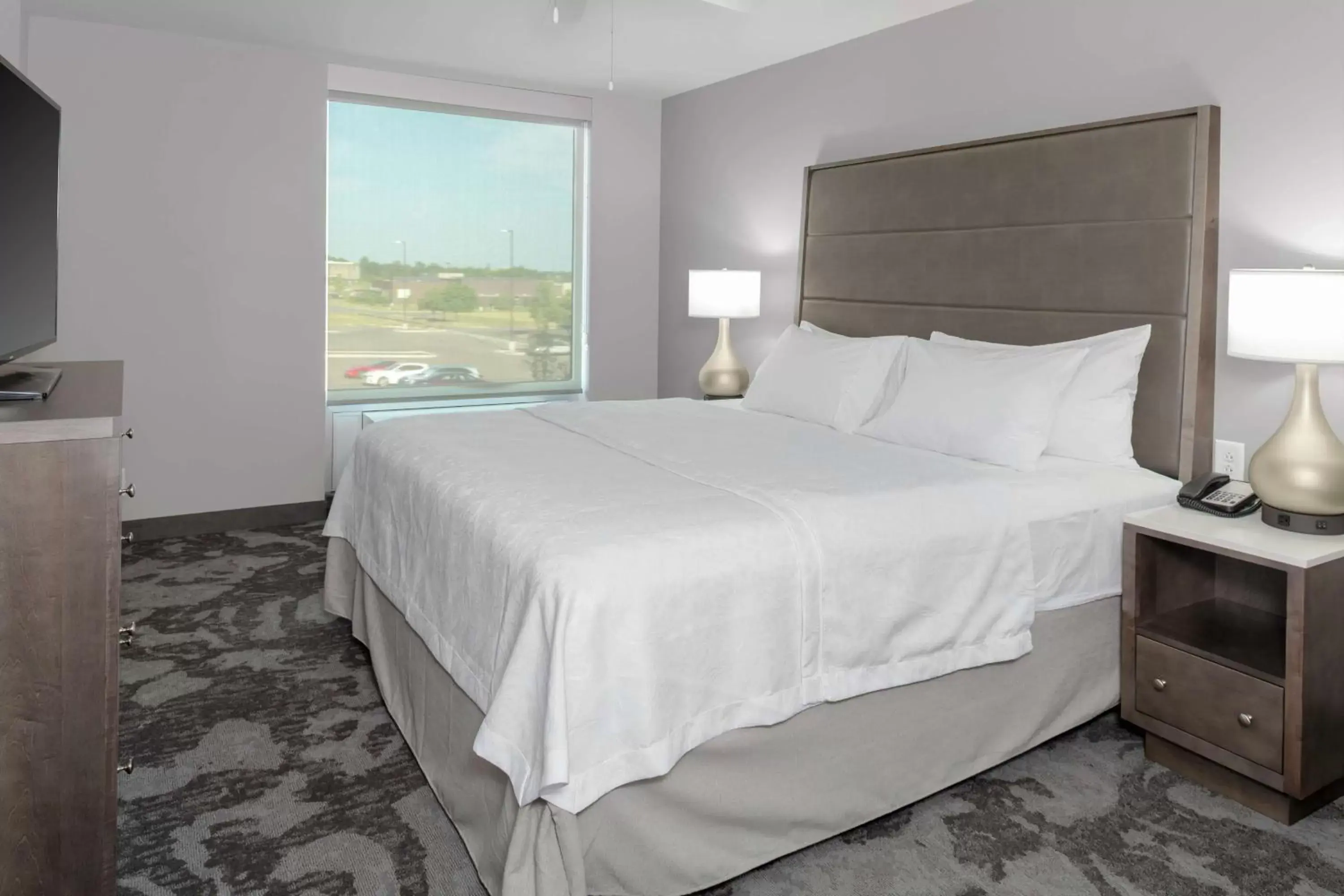 Bedroom, Bed in Homewood Suites By Hilton Lansing Eastwood