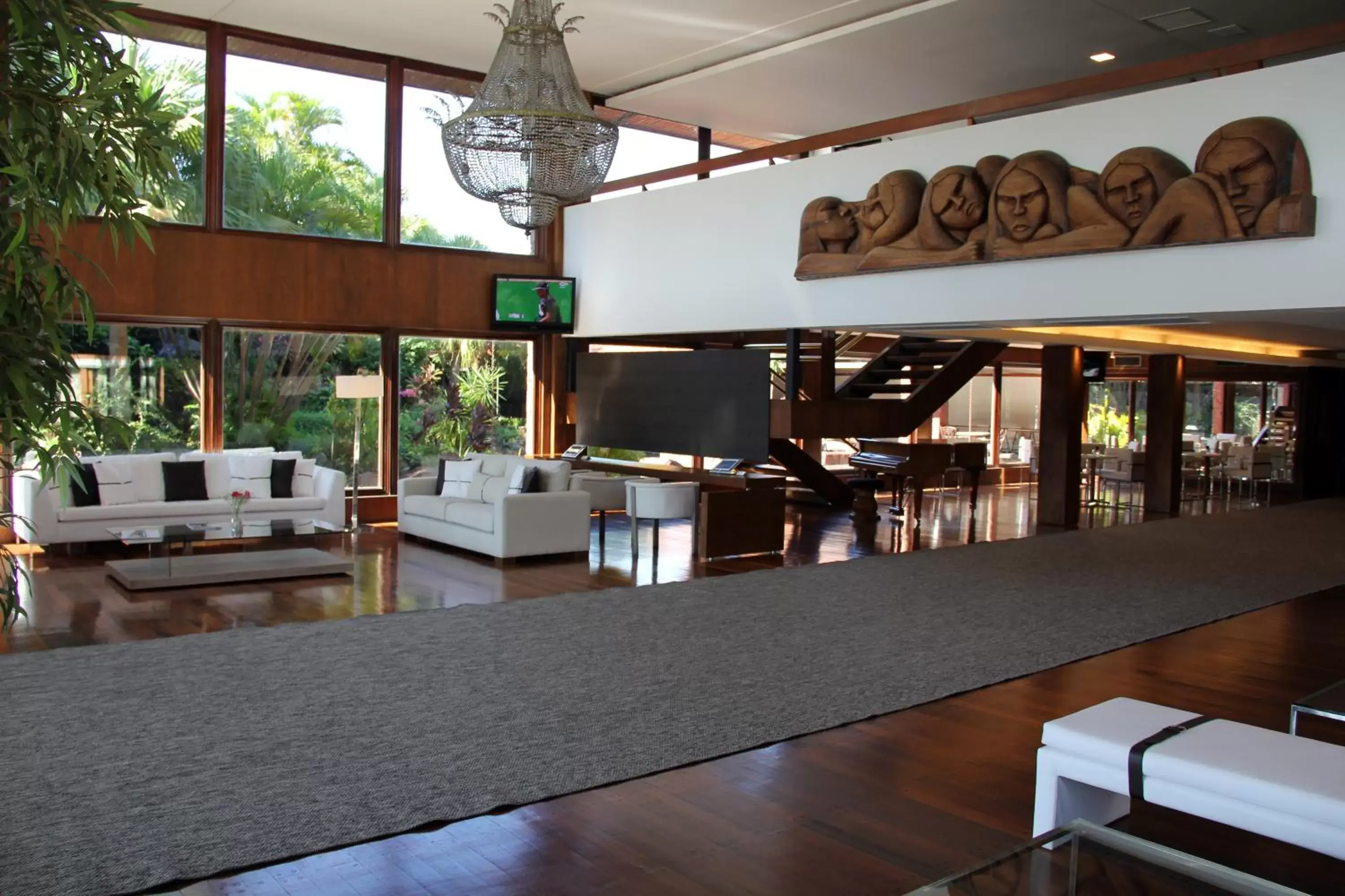 Communal lounge/ TV room in Resort Yacht Y Golf Club Paraguayo