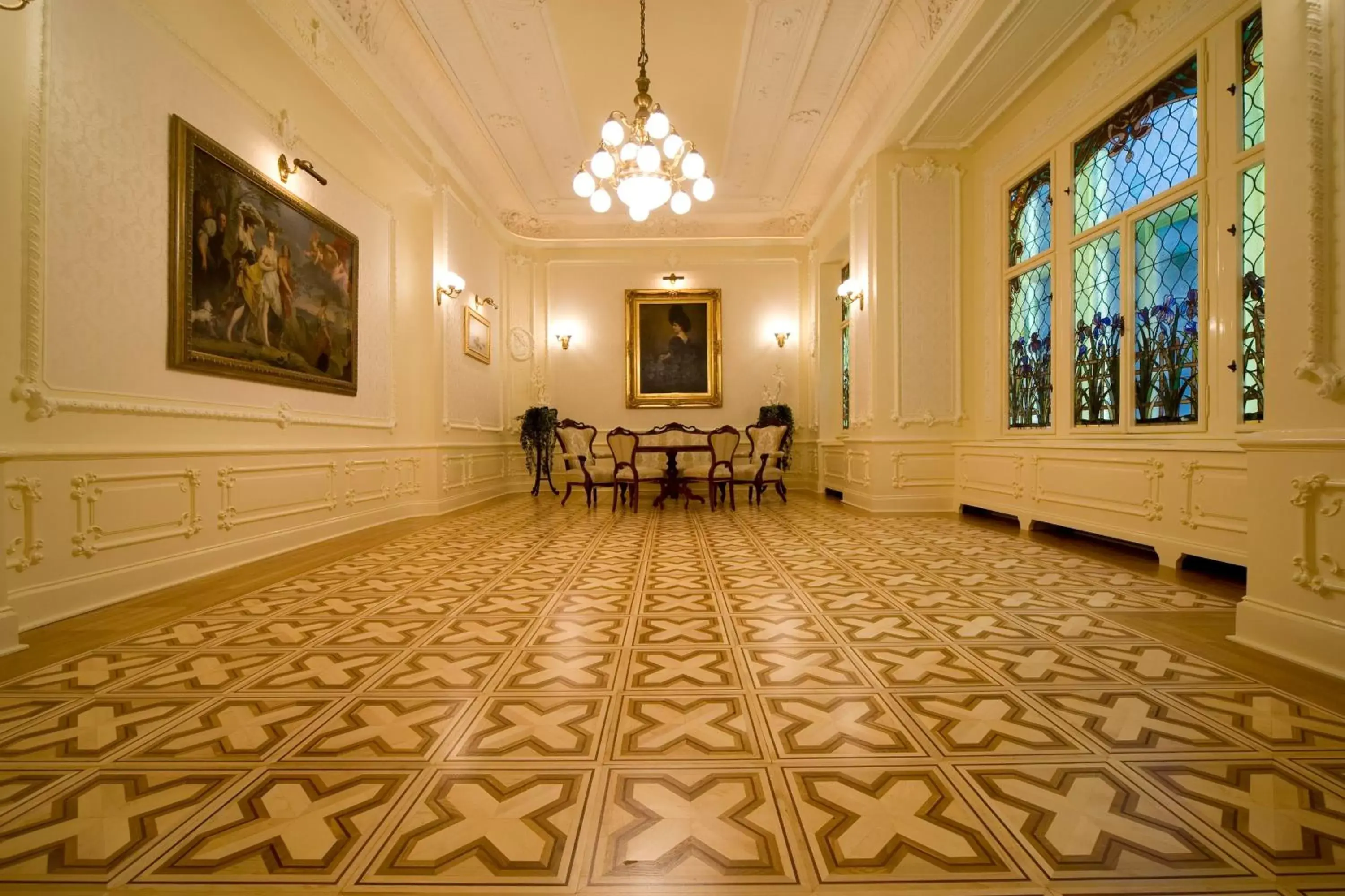 Lobby or reception in Boutique Hotel Victoria Budapest