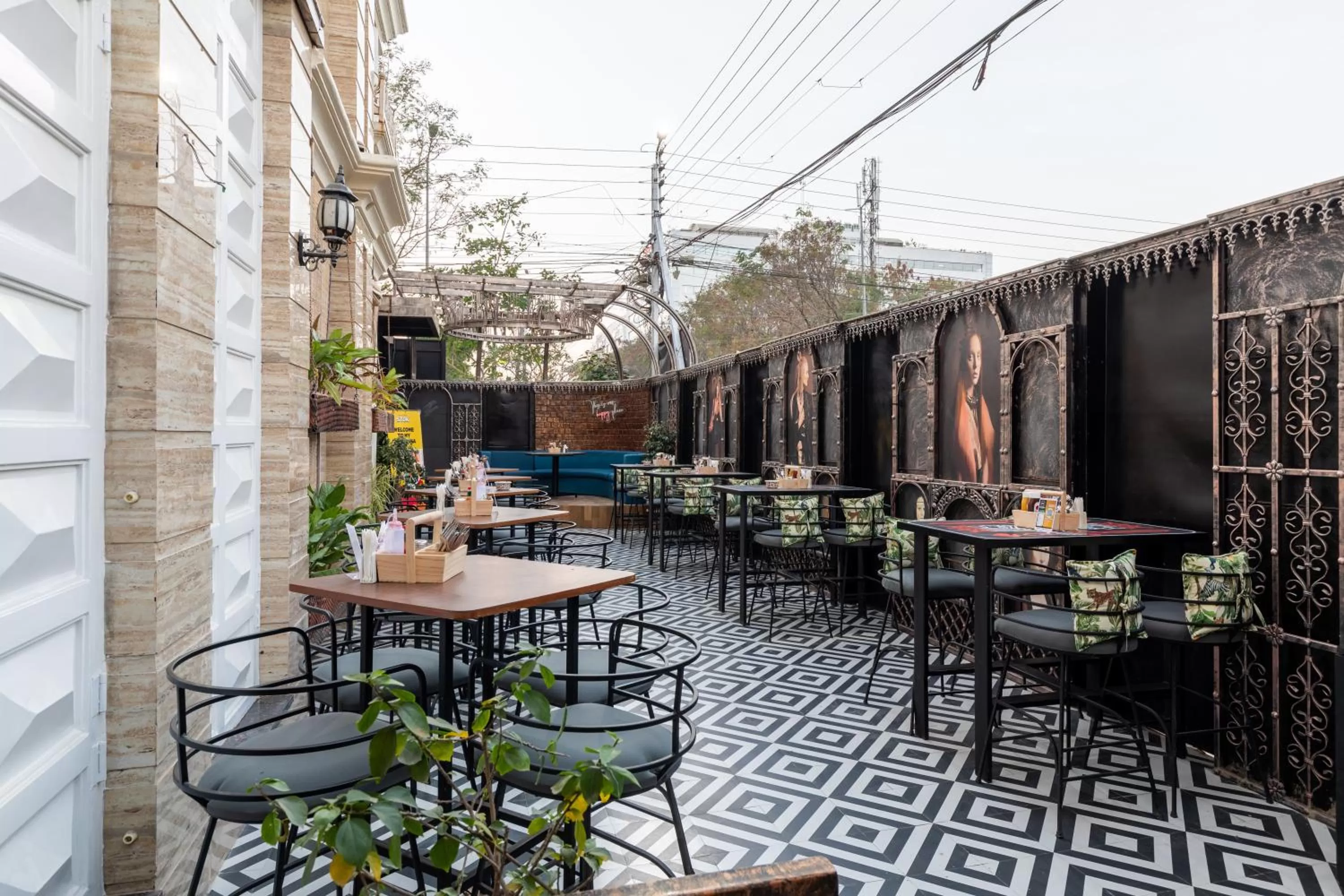 Restaurant/places to eat in The Grand Shaurya