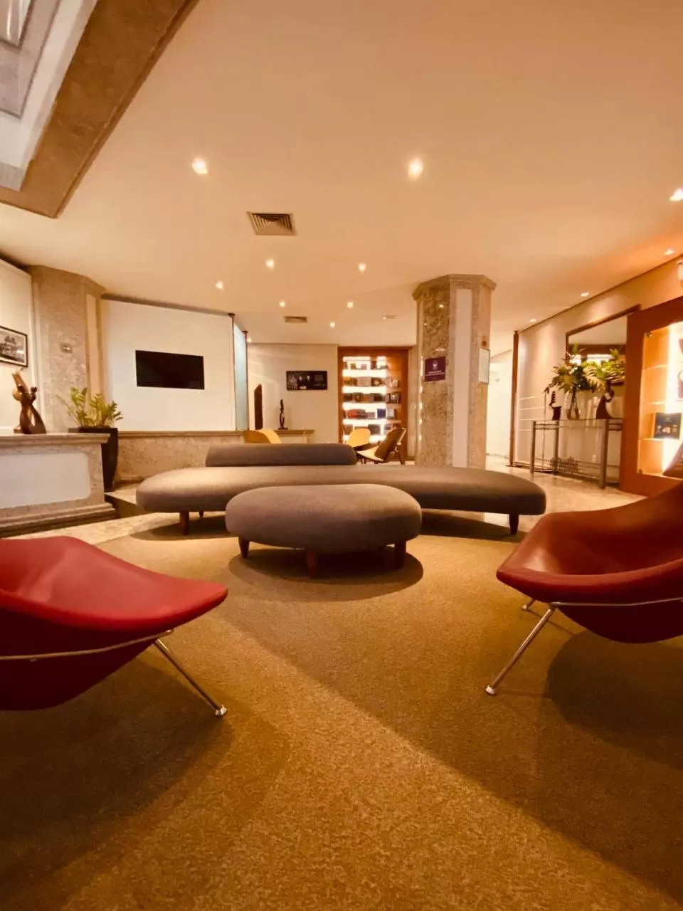 Lobby or reception in Apart-hotel, piscina, TV a cabo, academia