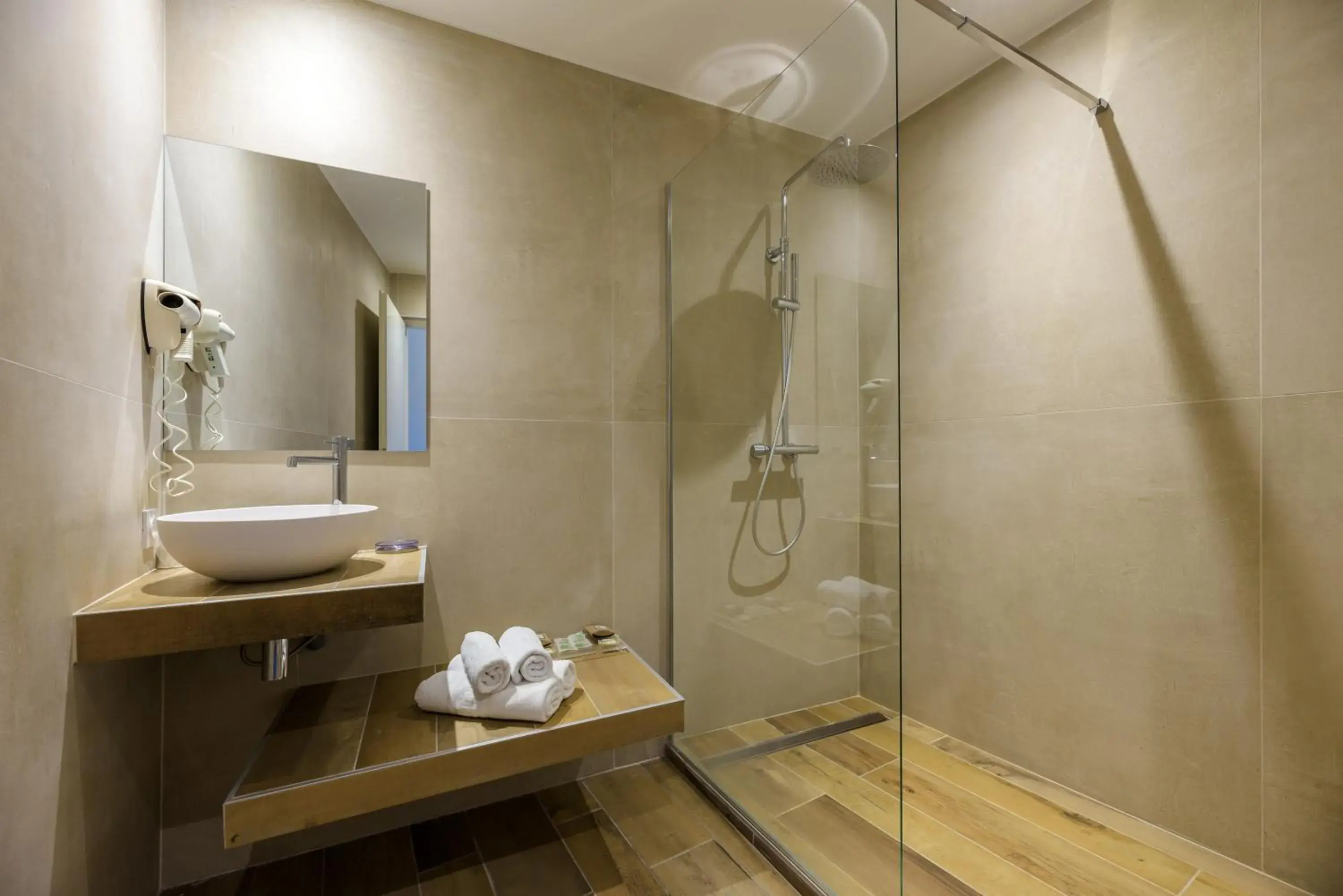 Bathroom in Hotel Le Tilbury