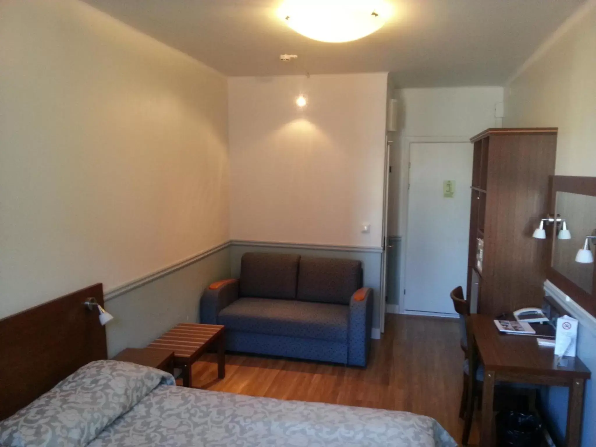 Photo of the whole room, Bed in Hotel Anna Photo of the whole room, Bed in Hotel Anna