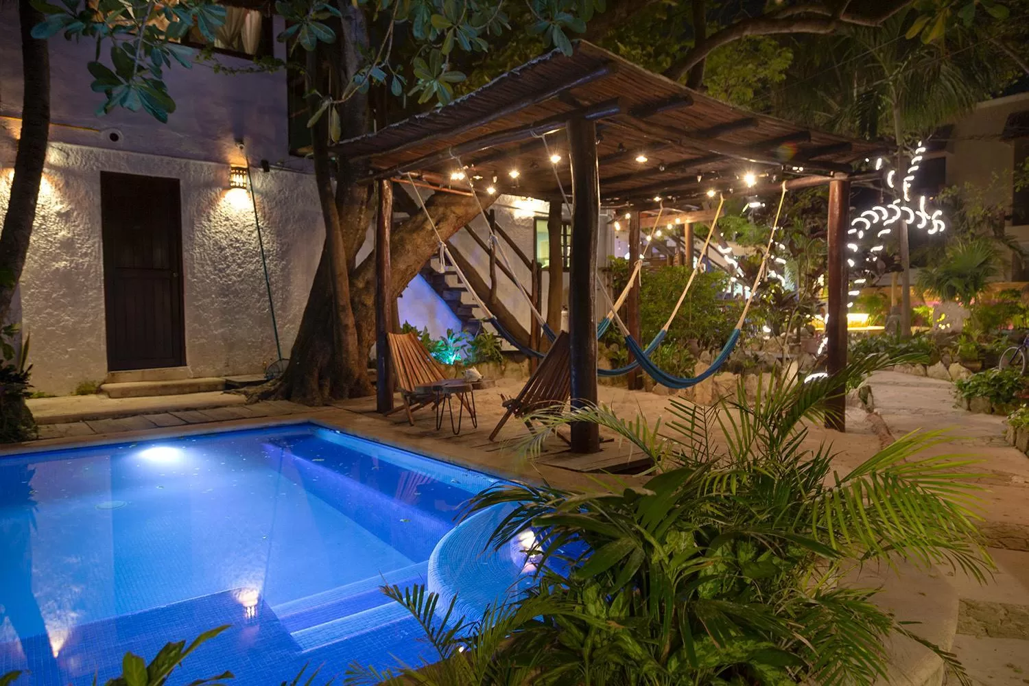 Swimming pool in Hotel Amar Inn