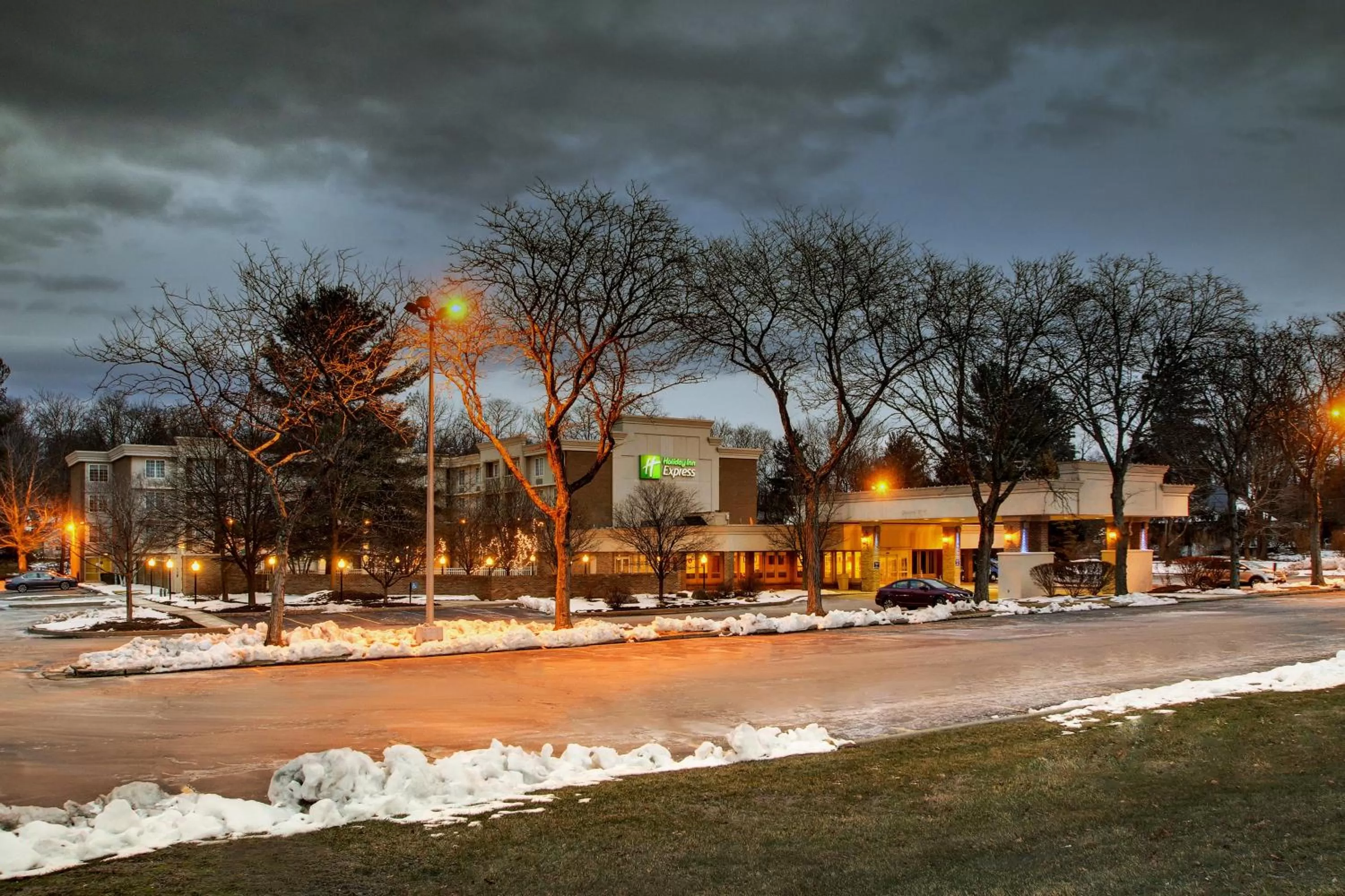 Property building in Holiday Inn Express Poughkeepsie by IHG