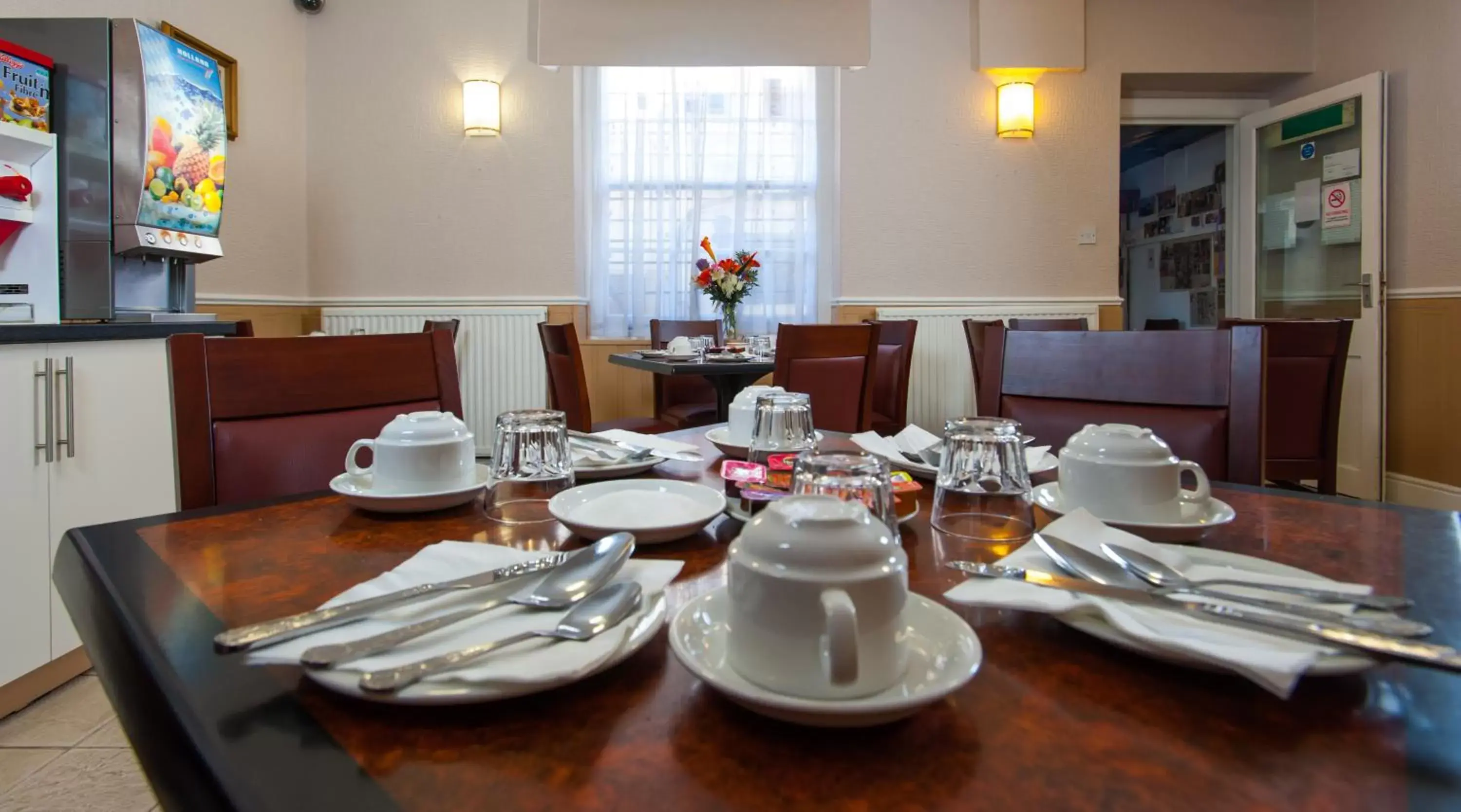 Restaurant/Places to Eat in Dover Hotel - B&B