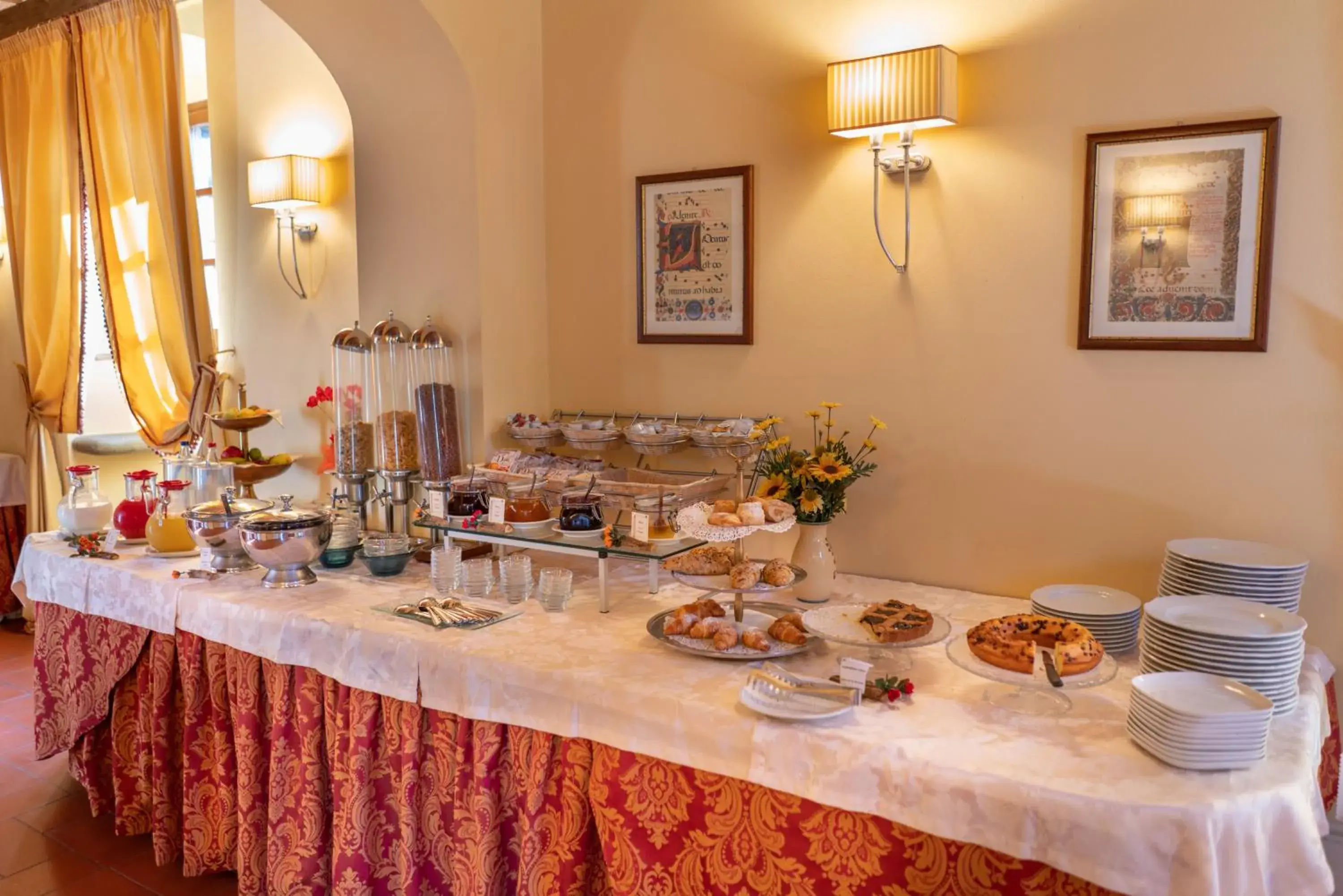 Buffet breakfast, Food in Relais Borgo San Pietro