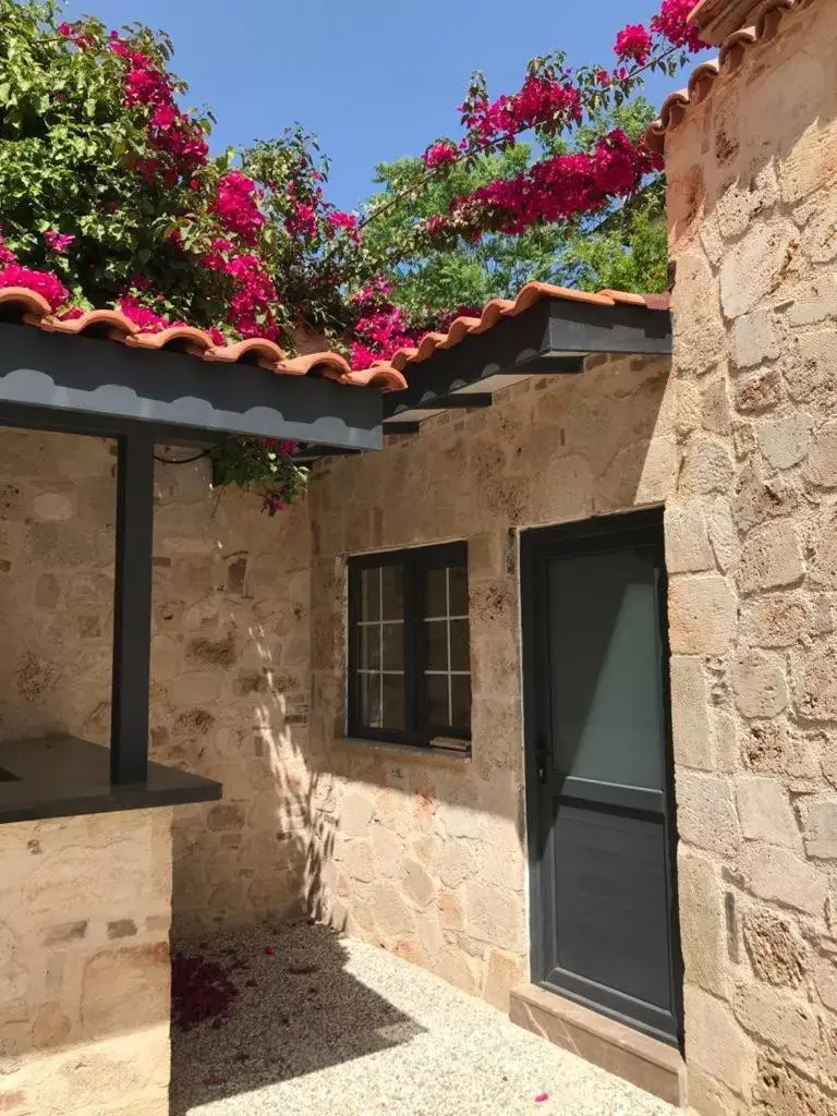 Property building in Solo Boutique Hotel Property building in Solo Boutique Hotel