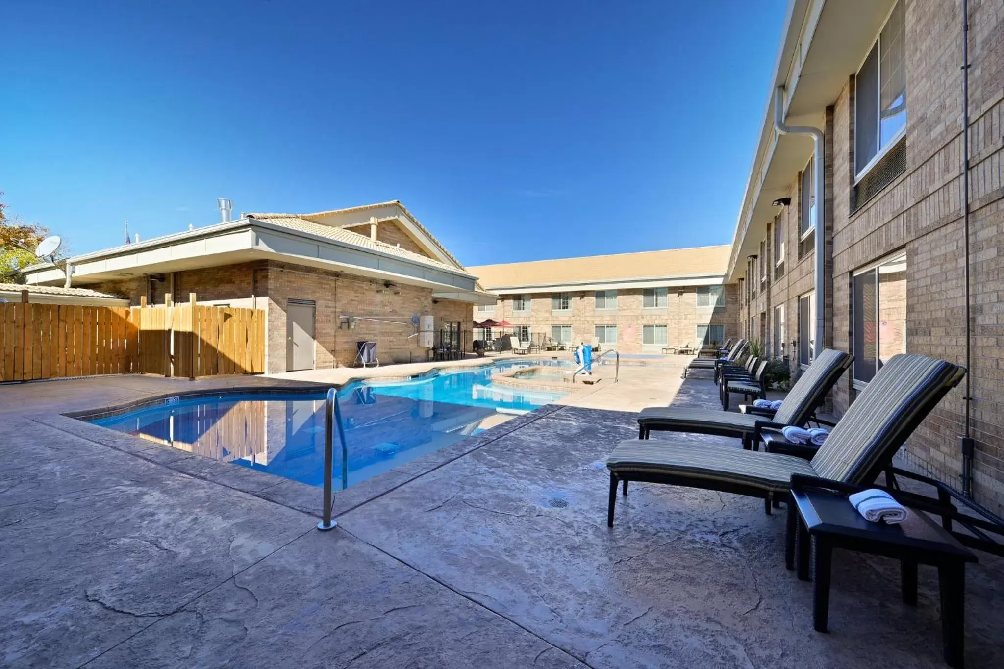 Swimming Pool in Best Western Denver Southwest