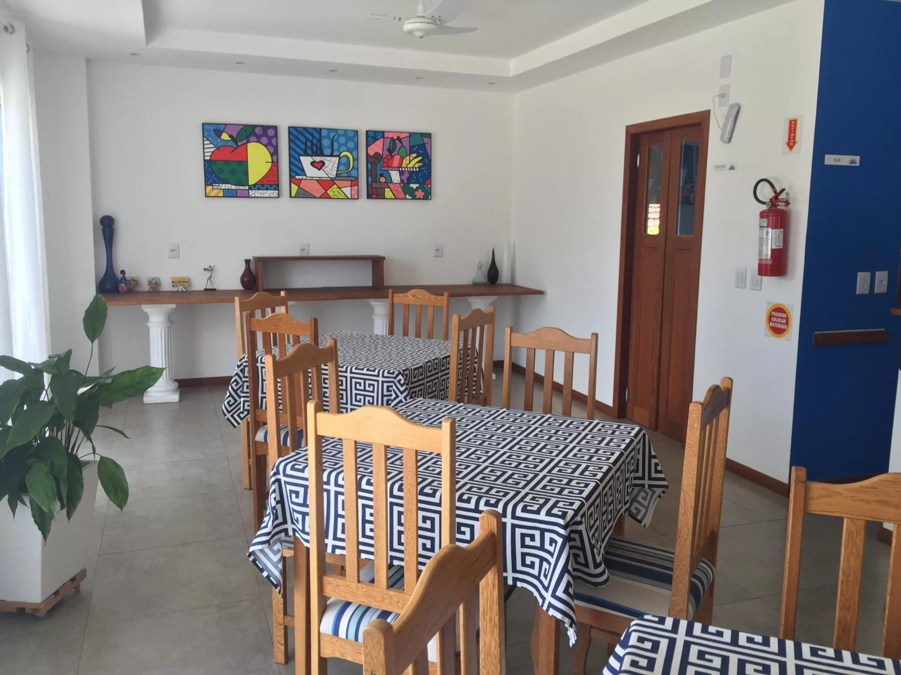 Lounge or bar in The Hyperion Boutique Hotel