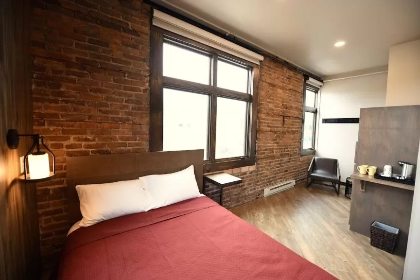 Bed in Crosby Lofts