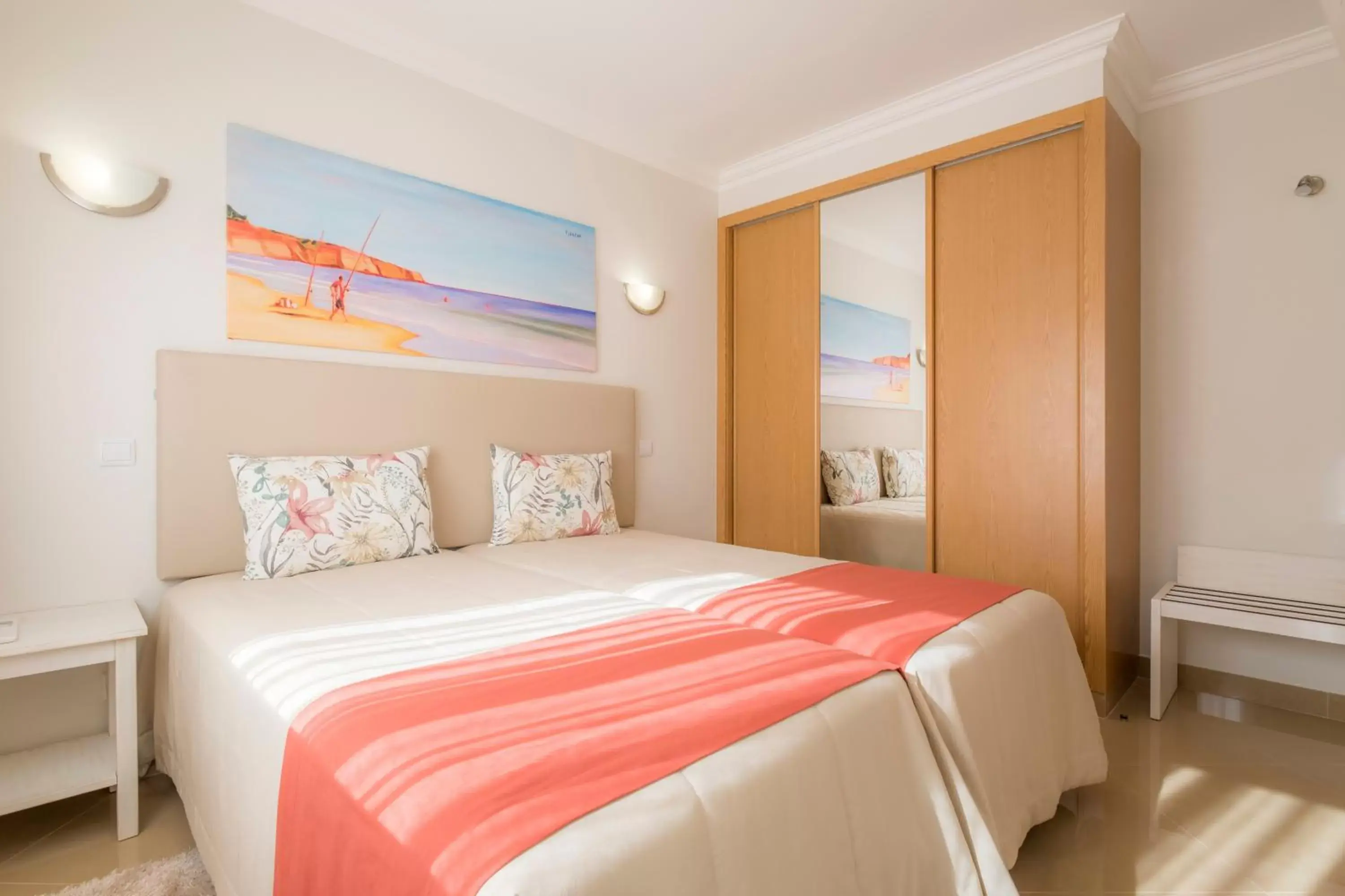 Bedroom, Bed in Boavista Golf & Spa - Bela Colina Village