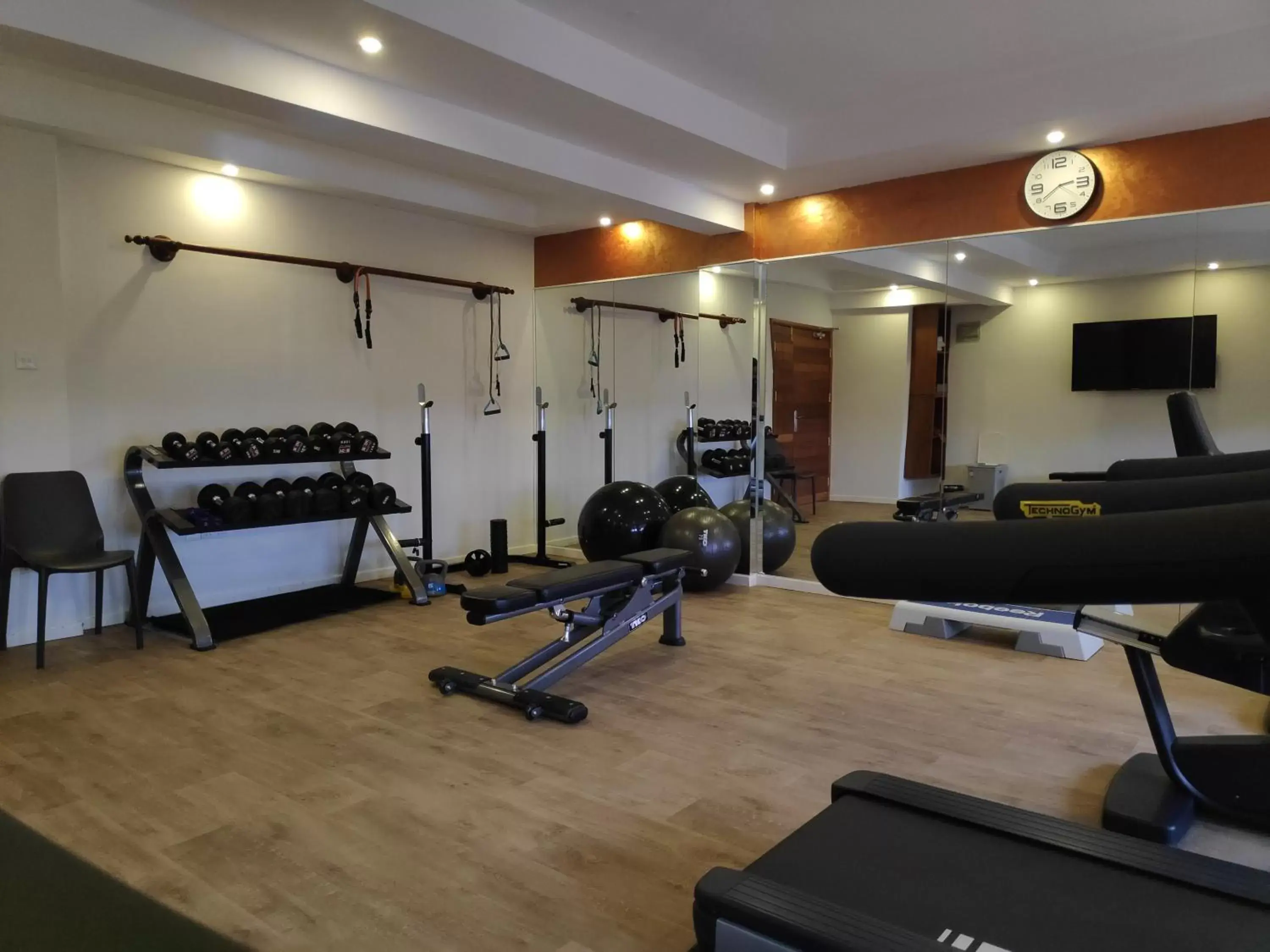 Fitness centre/facilities, Fitness Center/Facilities in Razana Hotel