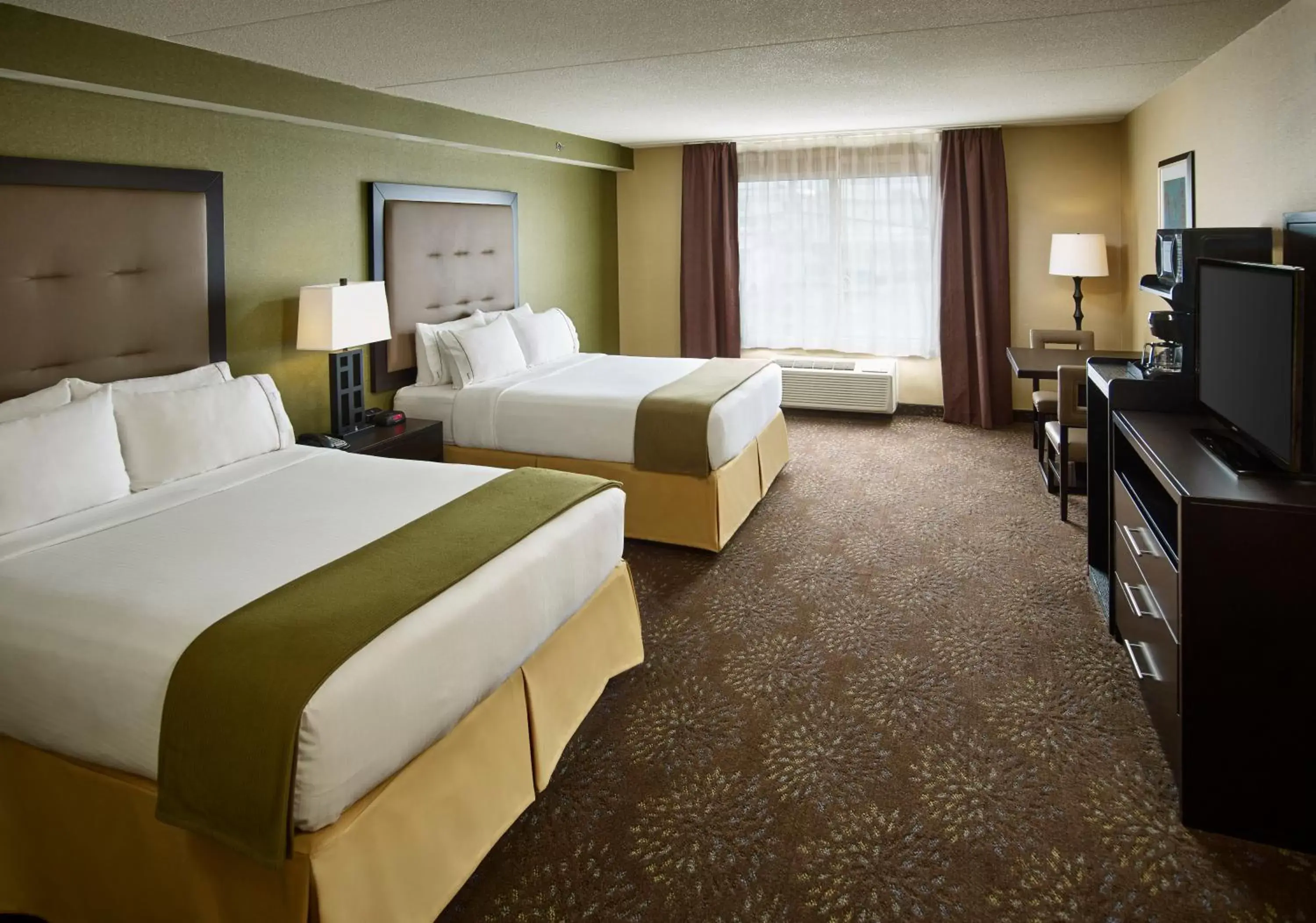 Photo of the whole room in Holiday Inn Express and Suites Timmins, an IHG Hotel