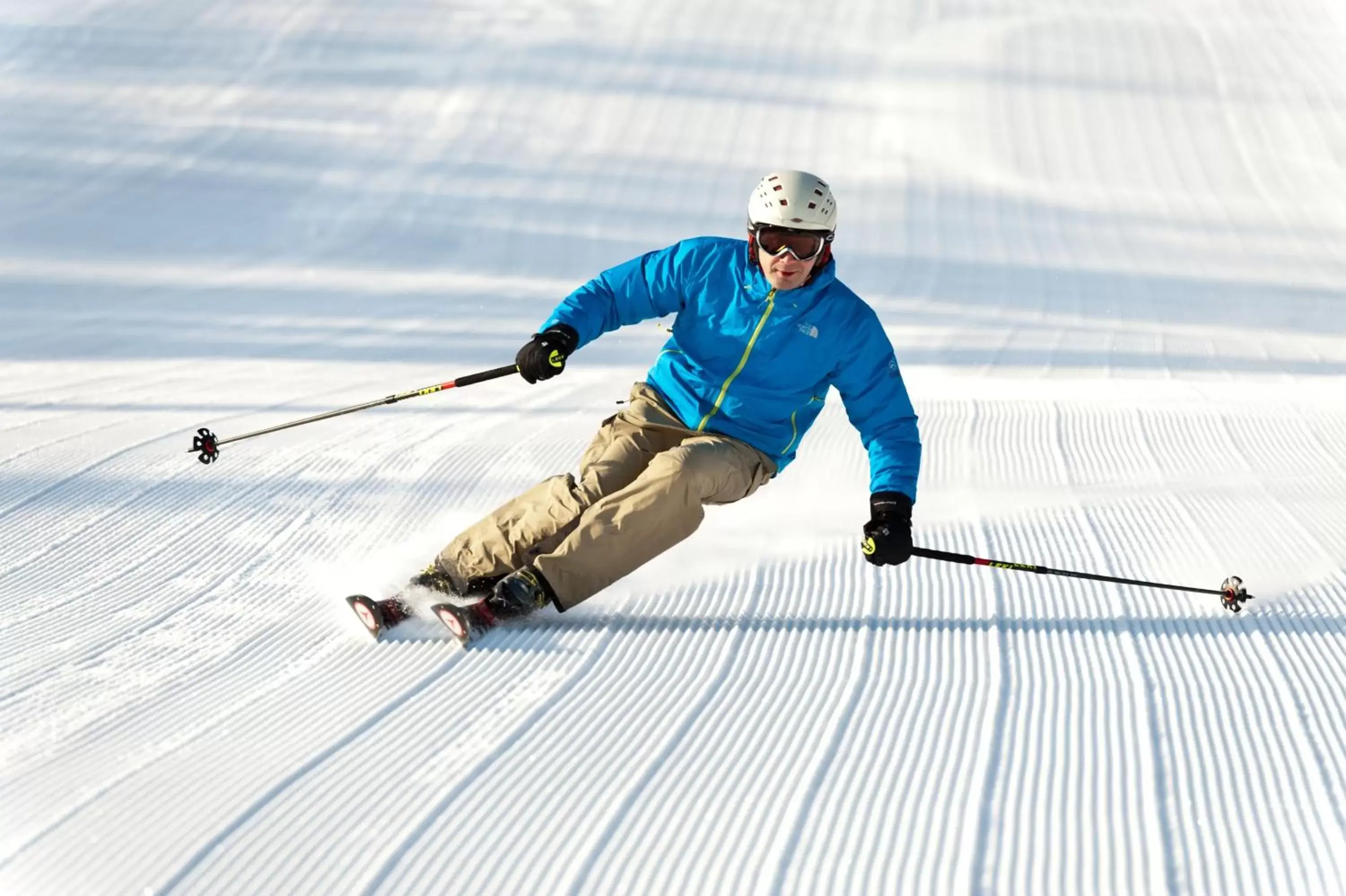 People, Skiing in The Black Bear Lodge at Stratton Mountain Resort