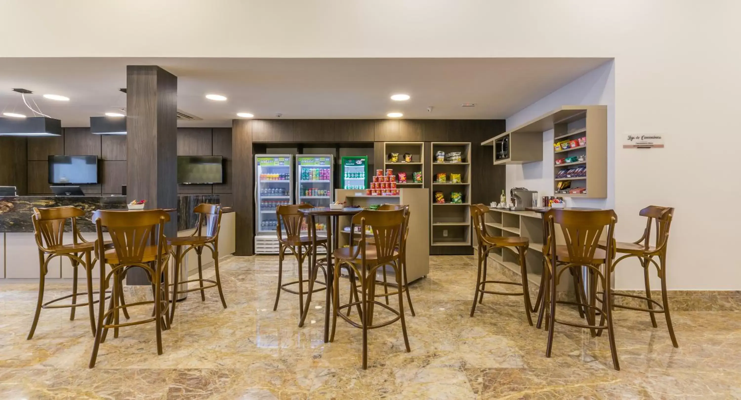 Lounge or bar in Bristol Guararapes Fortaleza Centro de Eventos Lounge or bar in Bristol Guararapes Fortaleza Centro de Eventos