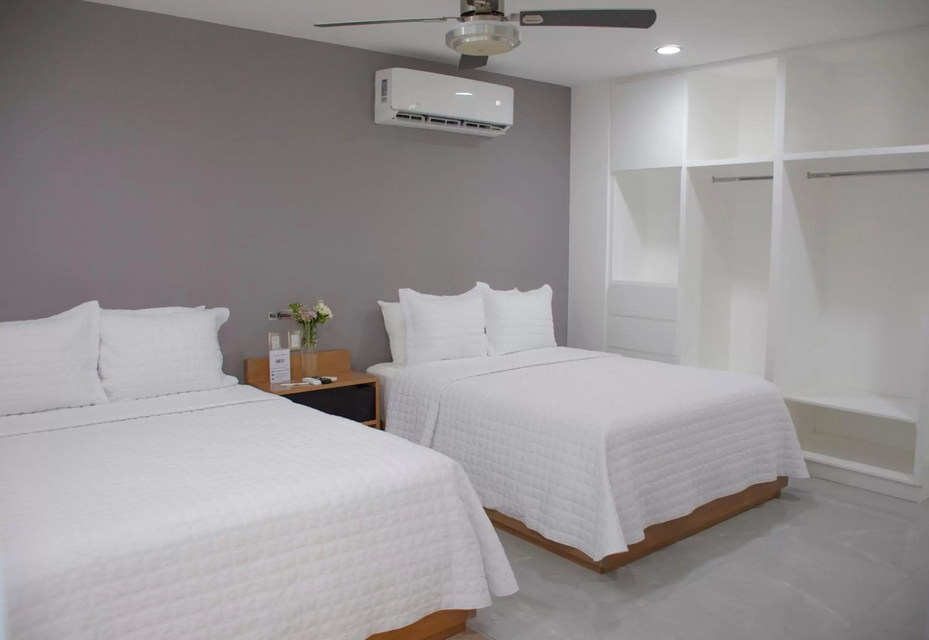 Family Double Room in HOTEL TRAMONTO MAZATLAN Family Double Room in HOTEL TRAMONTO MAZATLAN