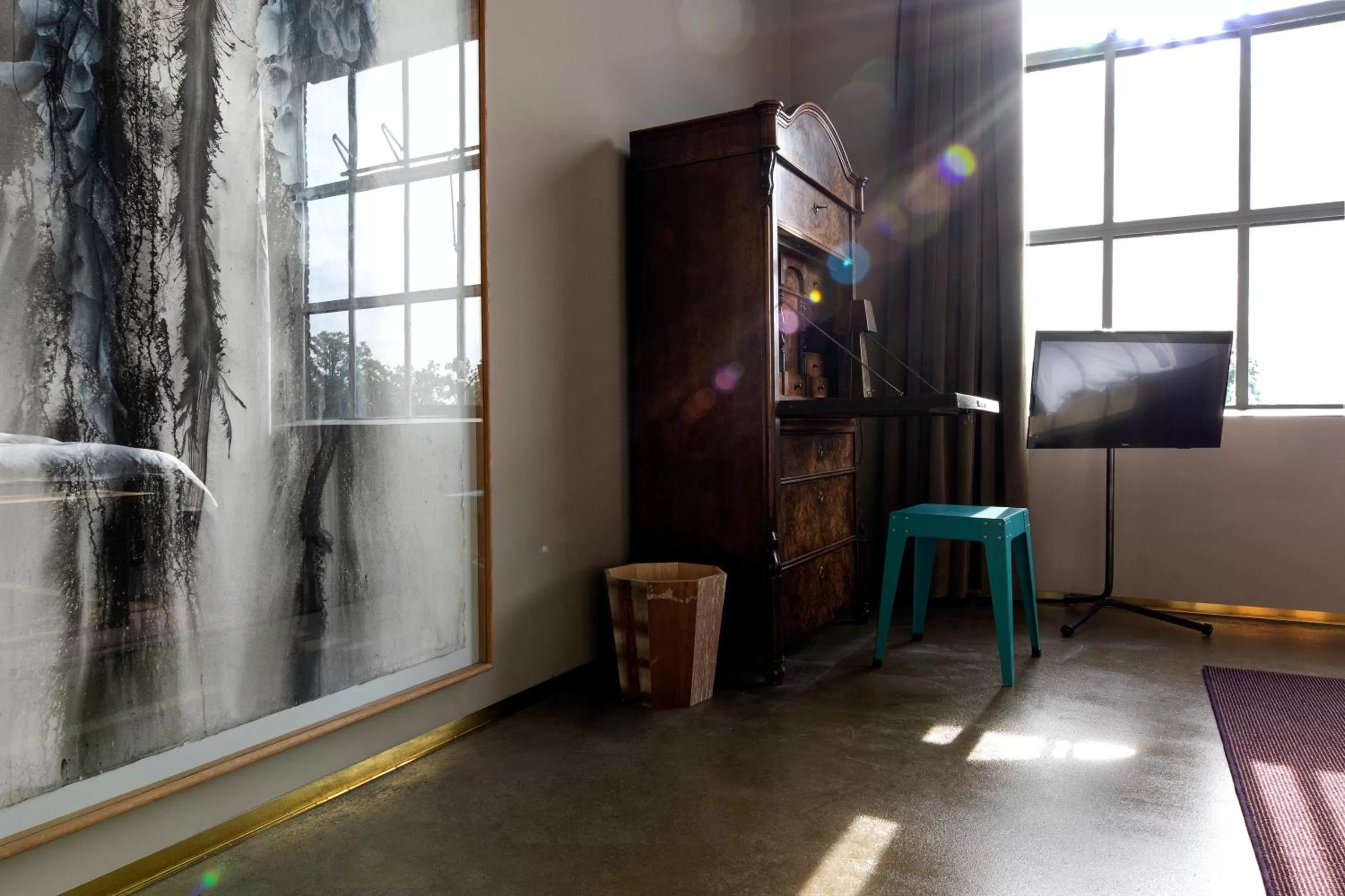 TV and multimedia in Hotel Piet Hein Eek