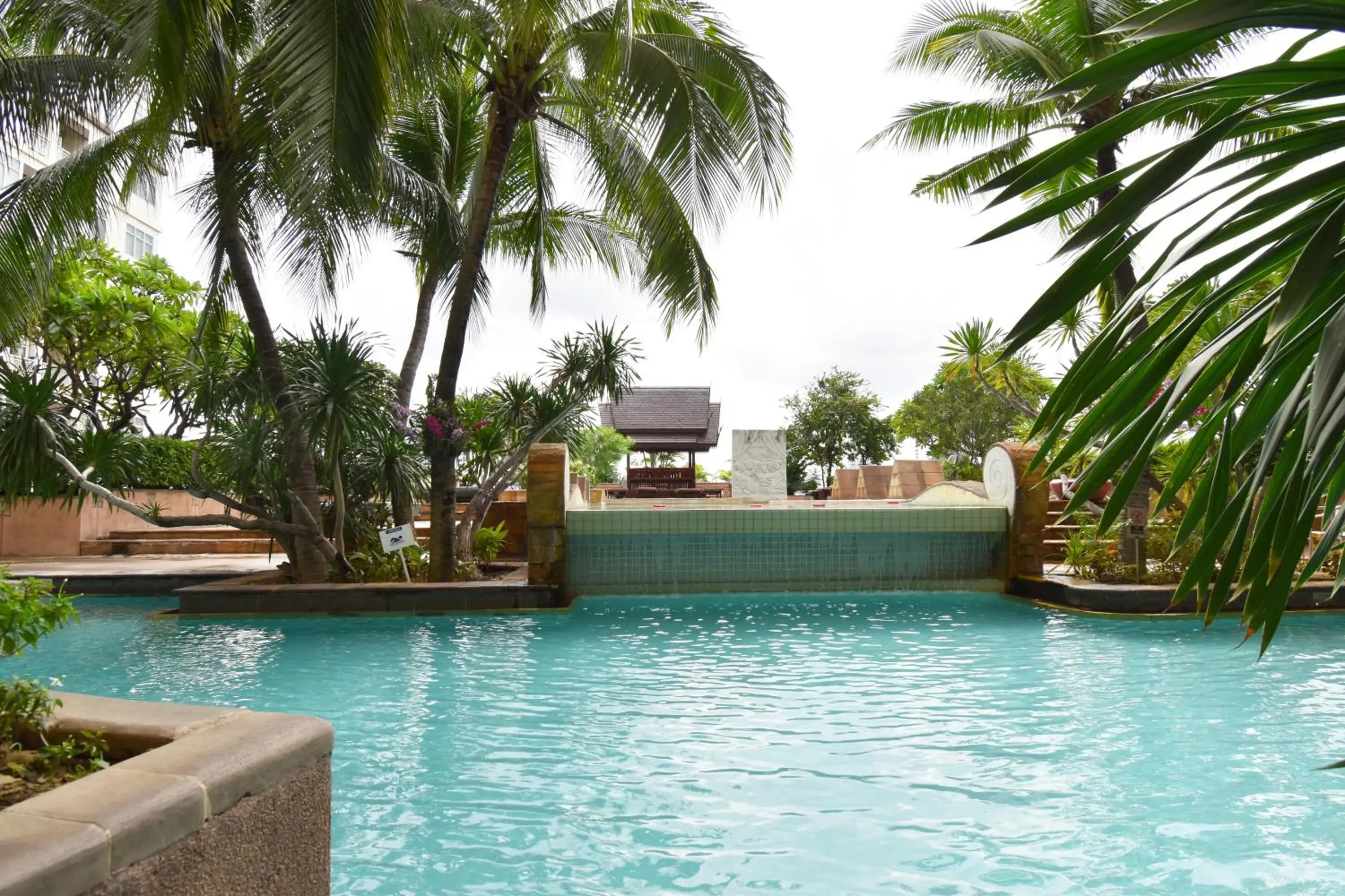 Swimming Pool in Century Park Hotel - SHA Extra Plus