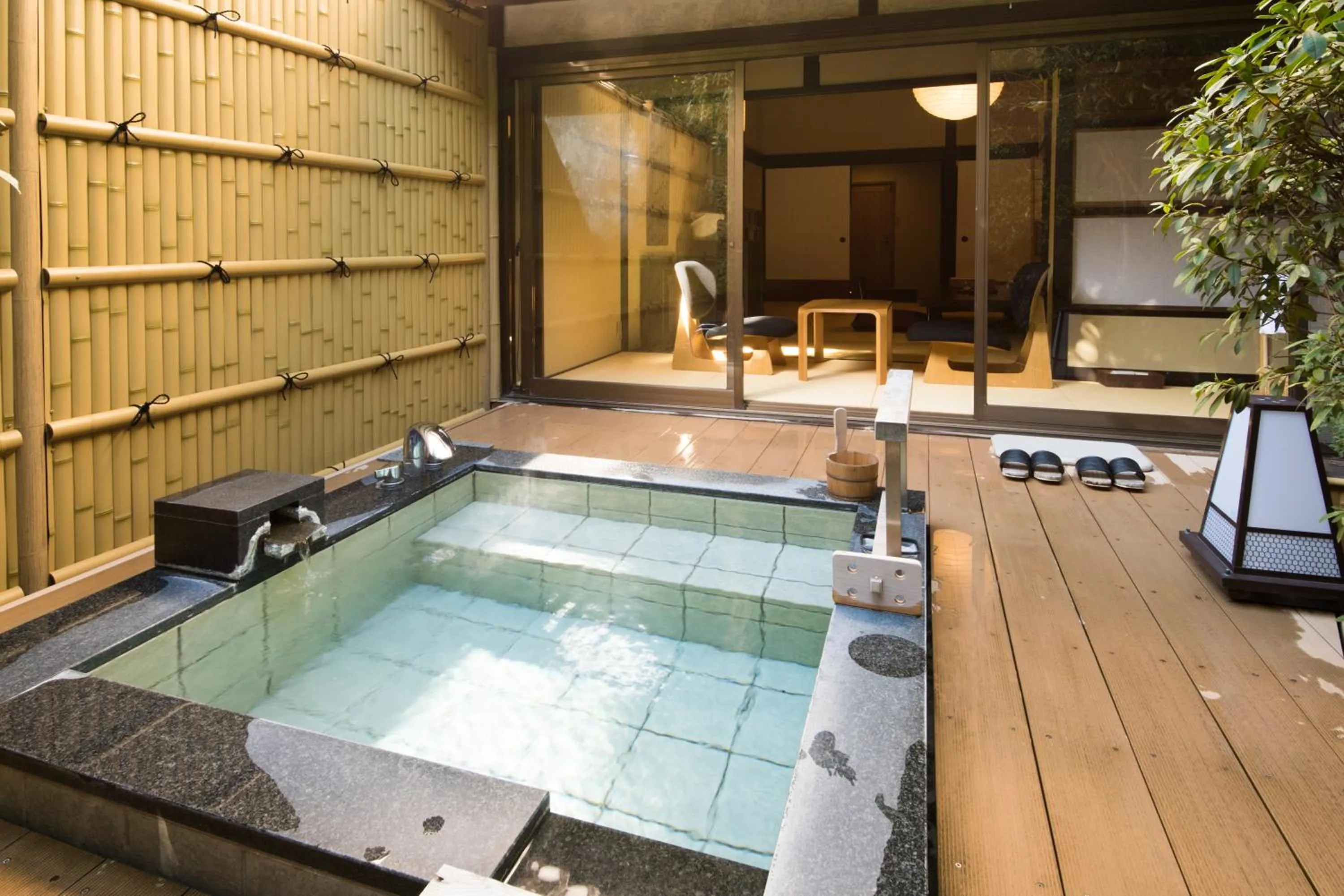 Photo of the whole room in Ito Ryokuyu