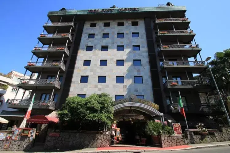 Day, Property Building in Grand Hotel Colony