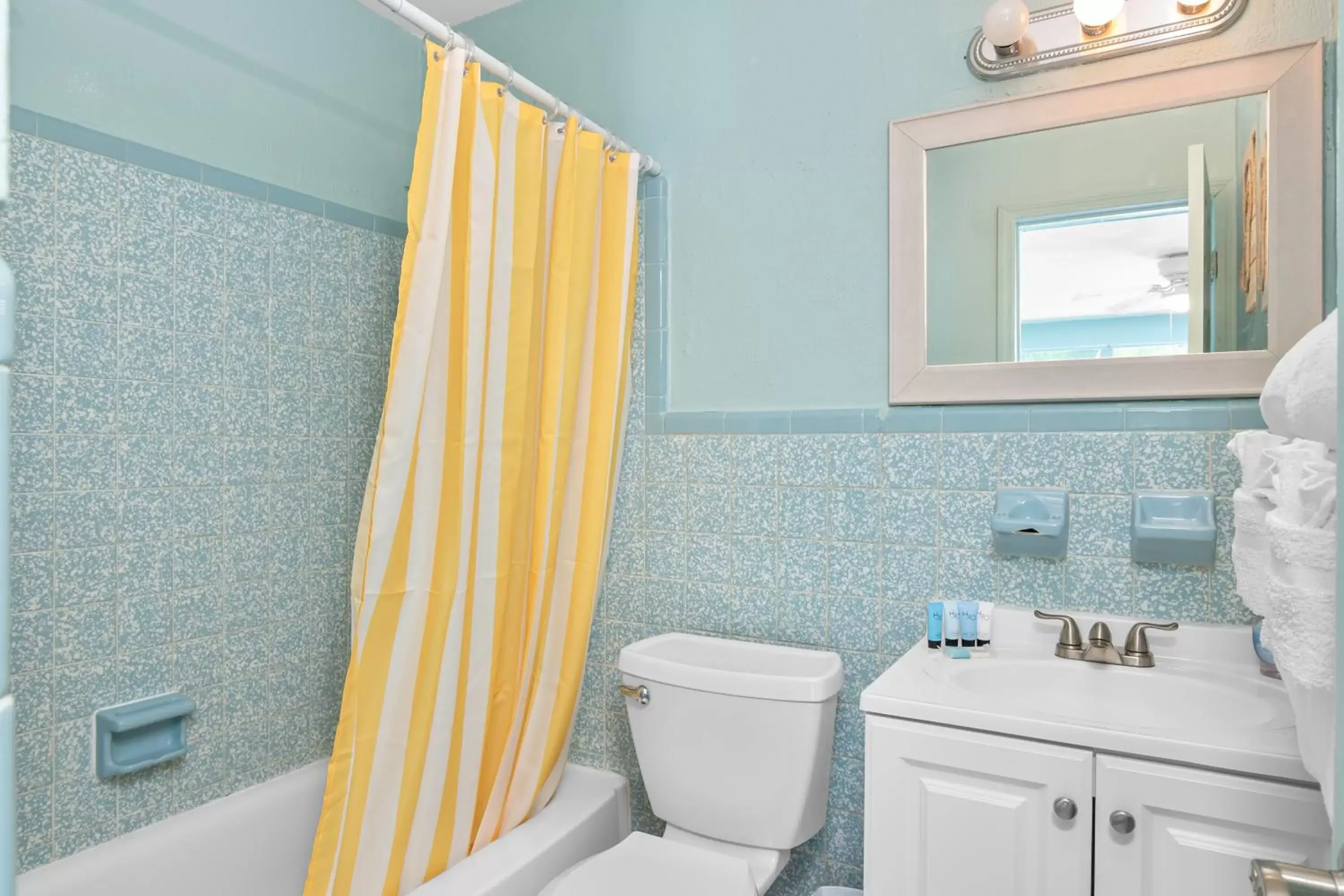 Bathroom in Latitude 26 Waterfront Boutique Resort - Fort Myers Beach