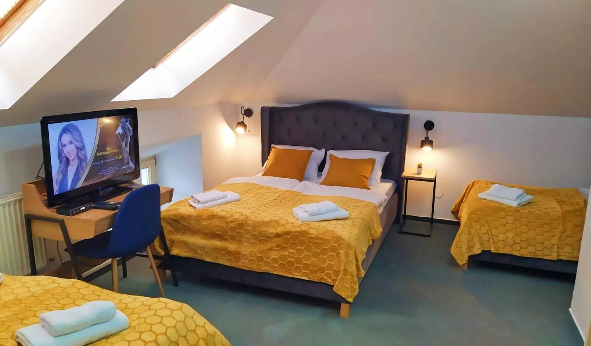 Photo of the whole room, Bed in Great Polonia Wrocław Tumski