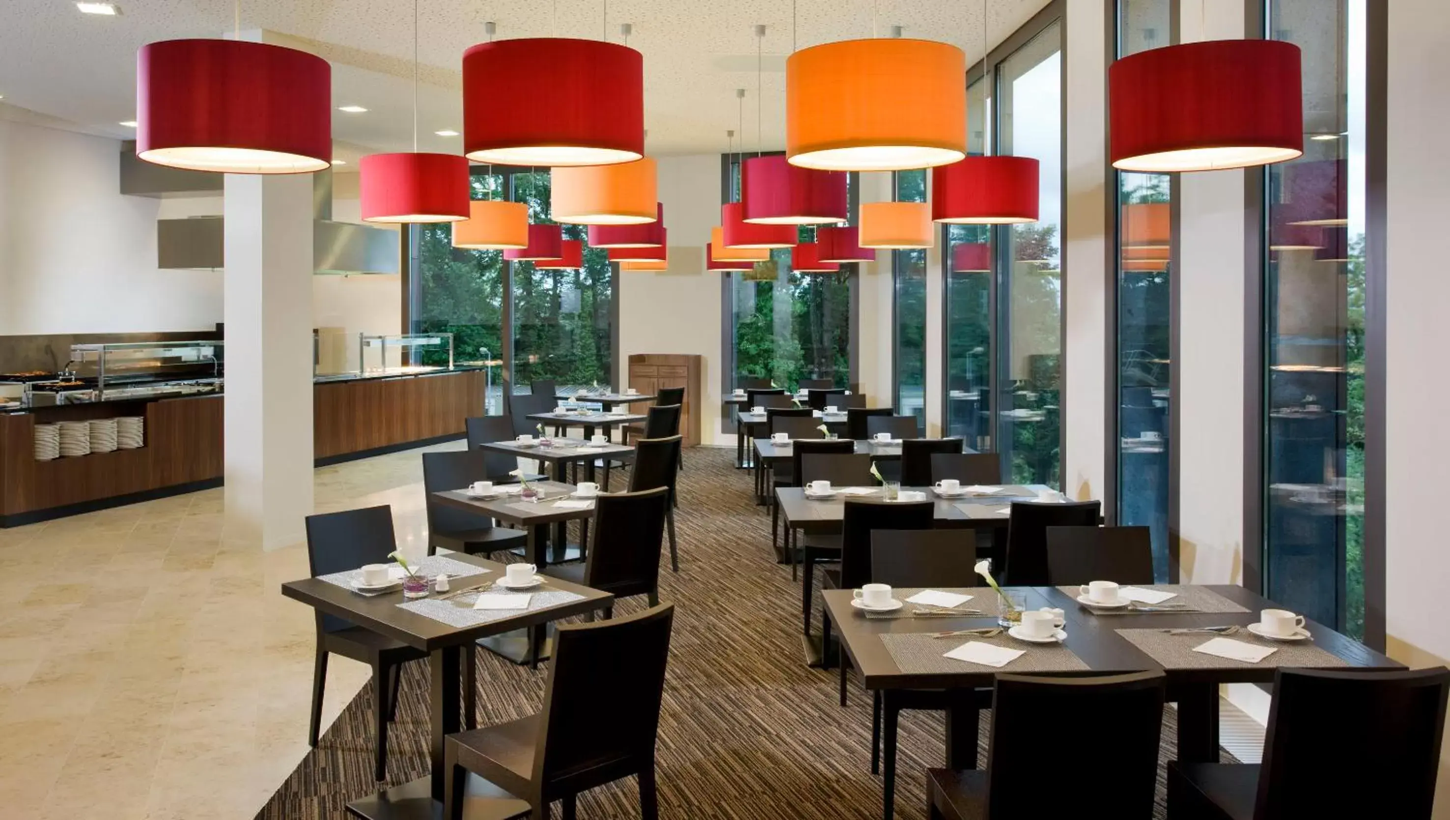 Restaurant/Places to Eat in Melia Luxembourg