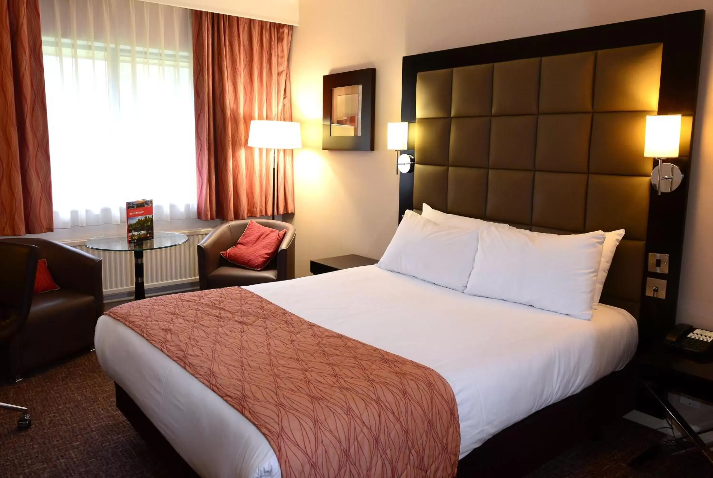 Bedroom, Bed in Holiday Inn Telford Ironbridge, an IHG Hotel